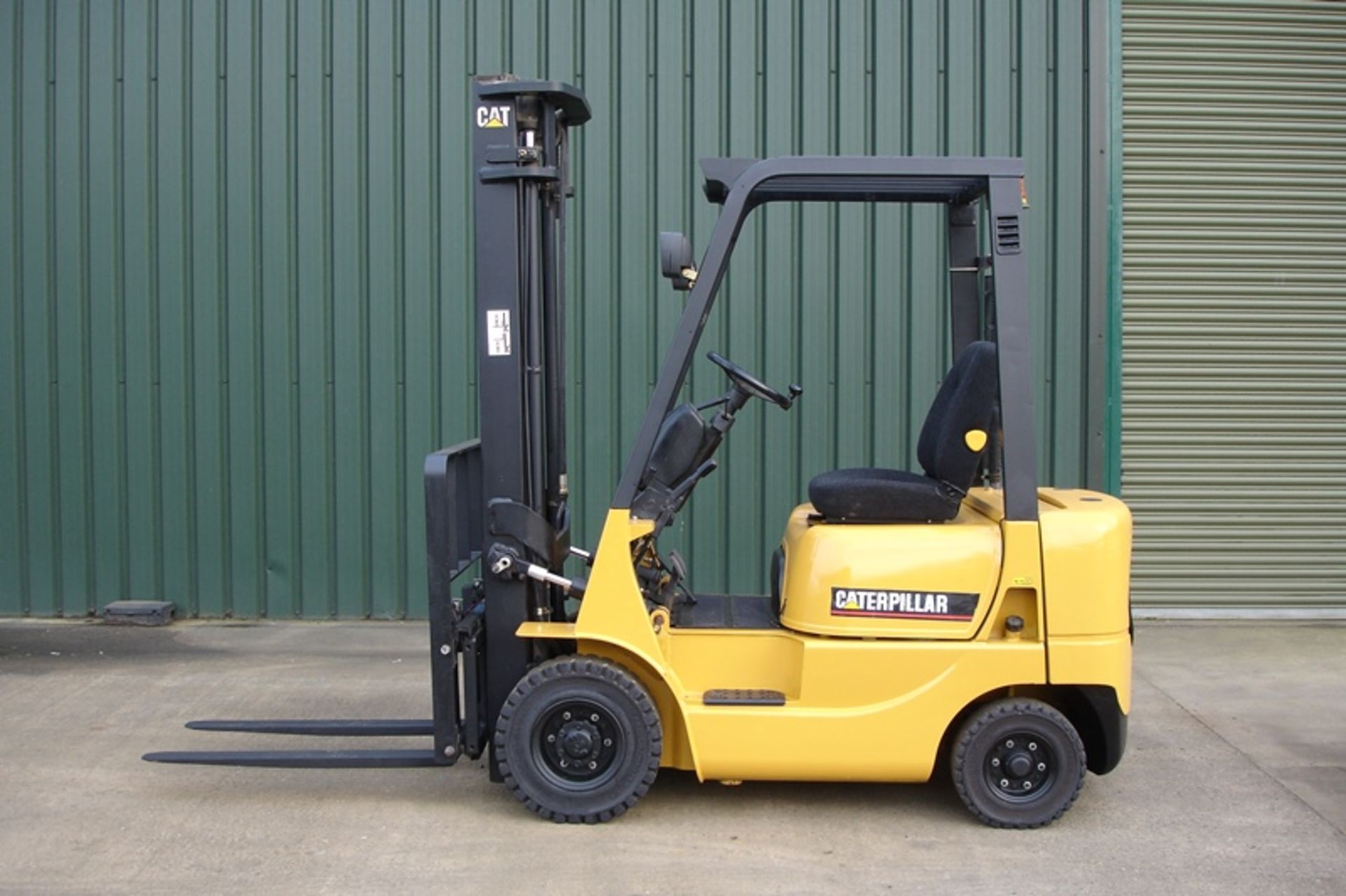 Caterpillar 1.5 ton Diesel Forklift