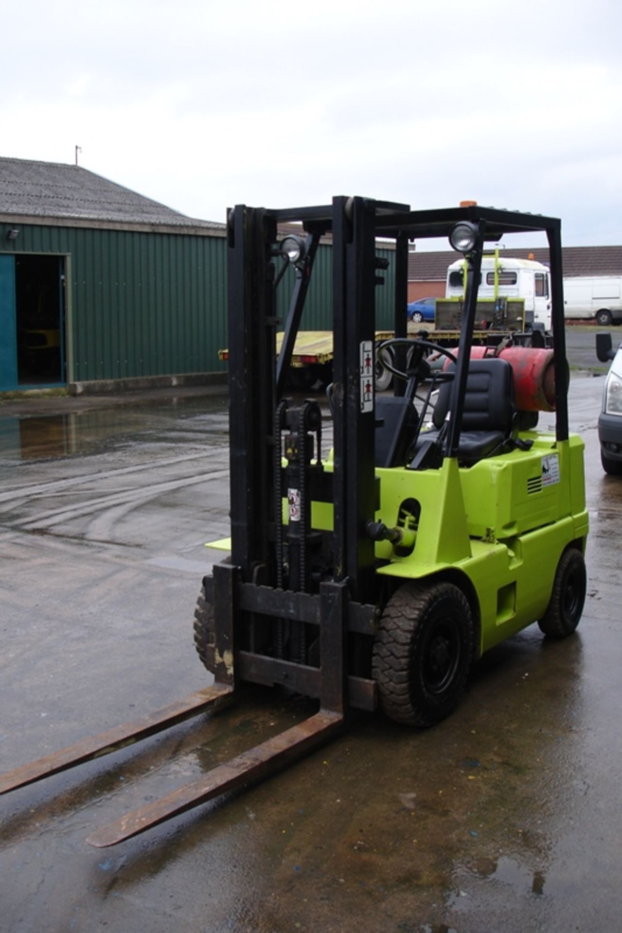 Mitsubishi 1.5 ton Forklift - Image 4 of 6