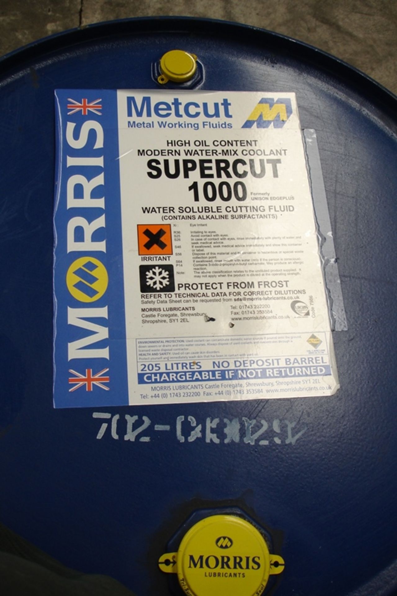 Unopened 205 ltr drum Metcut Supercut 1000 Coolant/lubricant - Image 2 of 2