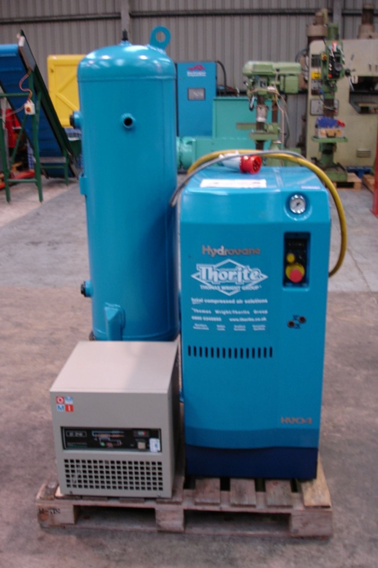 Hydrovane Compressor with Tank & Dryer