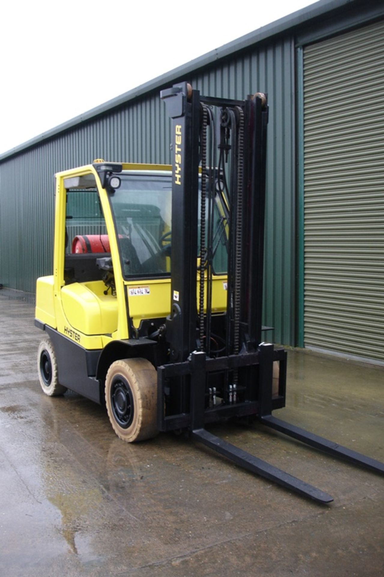 Hyster H4.0FT Forklift (2010) - Image 5 of 7