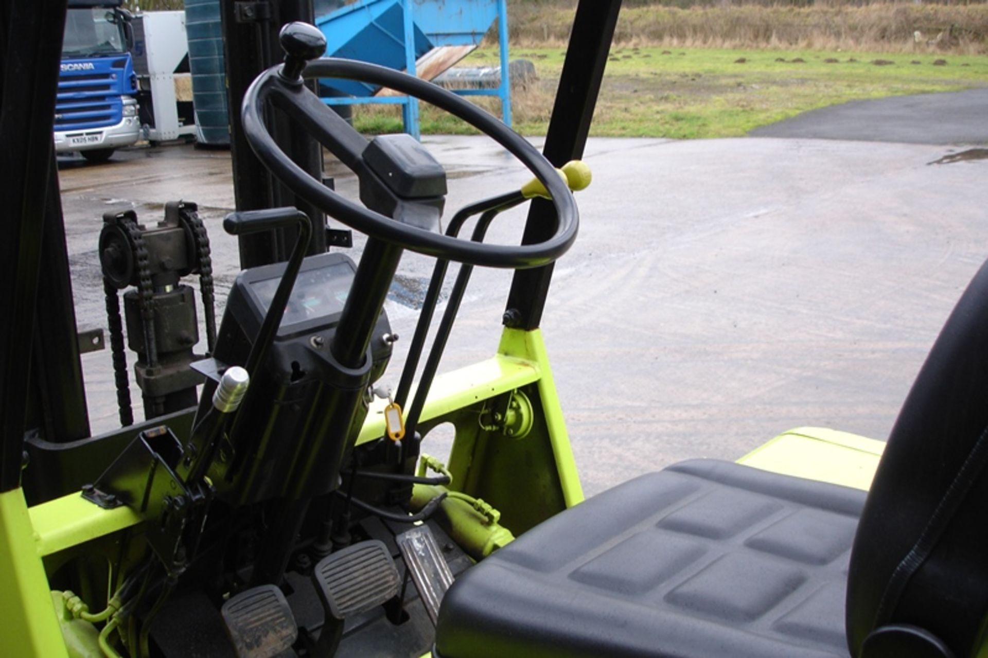 Mitsubishi 1.5 ton Forklift - Image 5 of 6