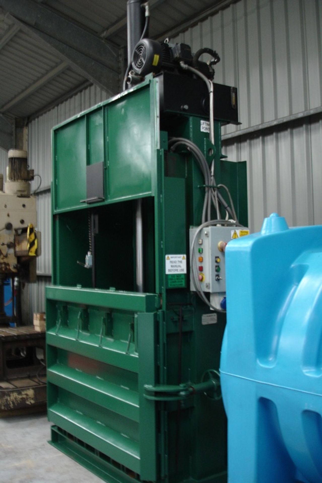 Pakawaste Ltd Mill Size Baler - Image 2 of 4