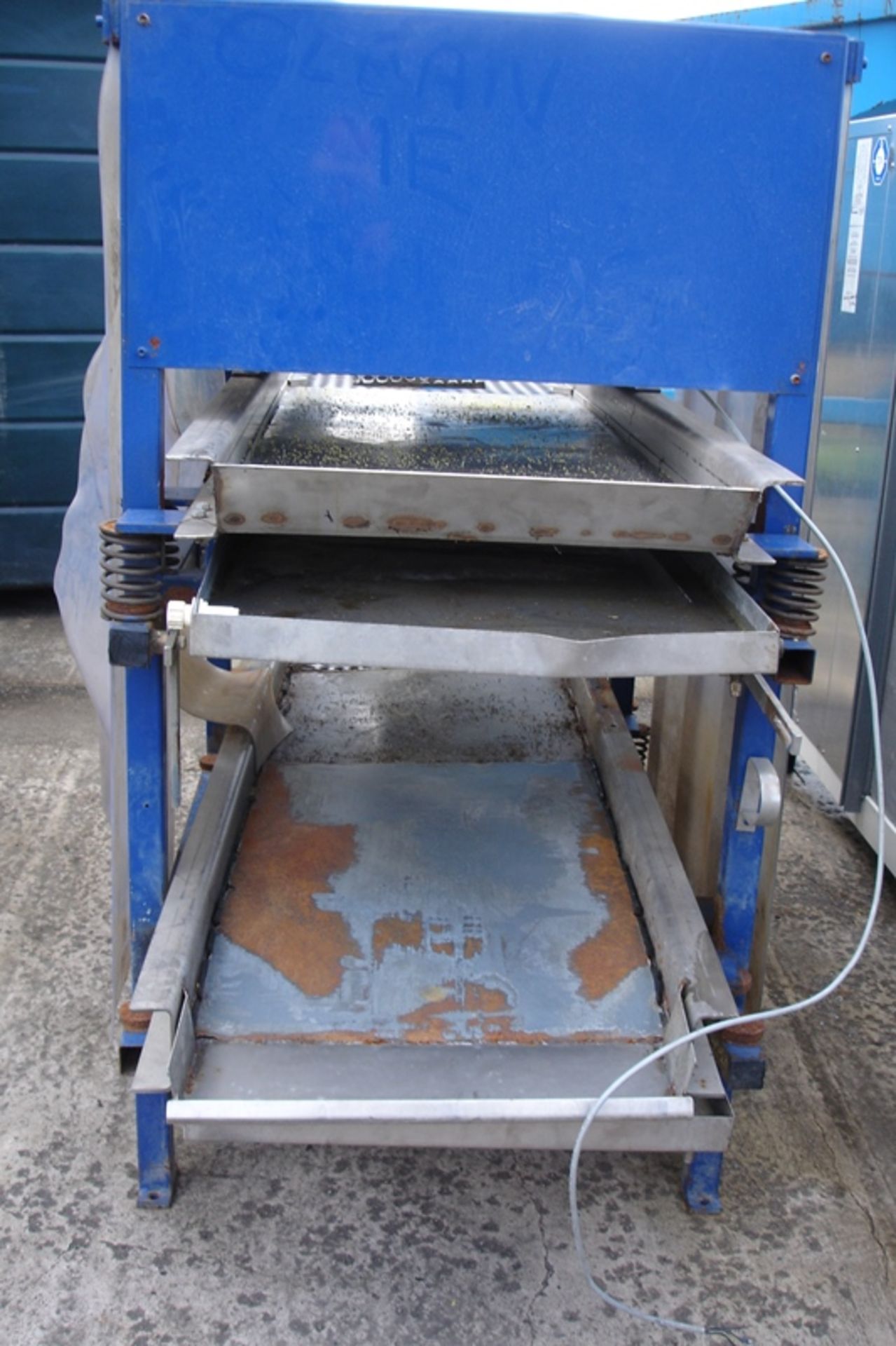 Vibratory Sieve