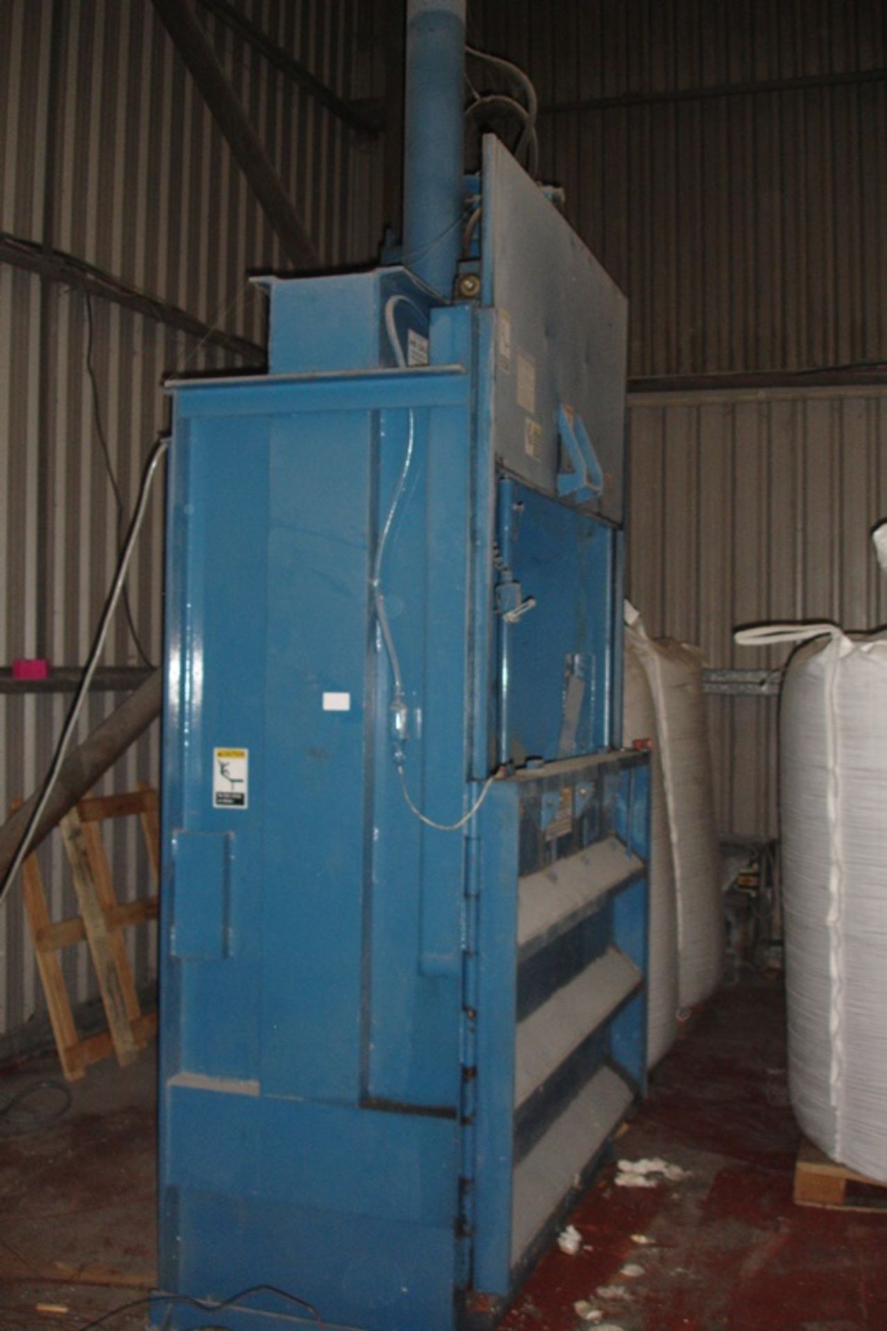 IPS Mill Size Baler (2011) - Image 2 of 2