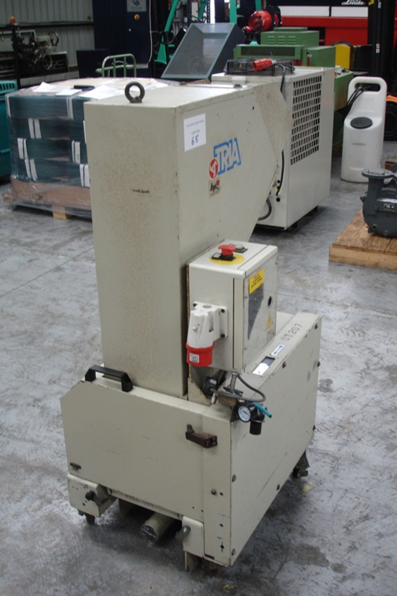 Tria Mobile Plastics Granulator - Image 2 of 3