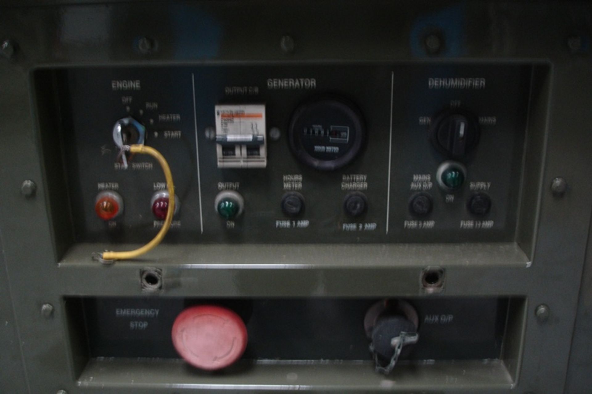 Trailer mounted Generator/industrial Dehumidifier - Image 6 of 6