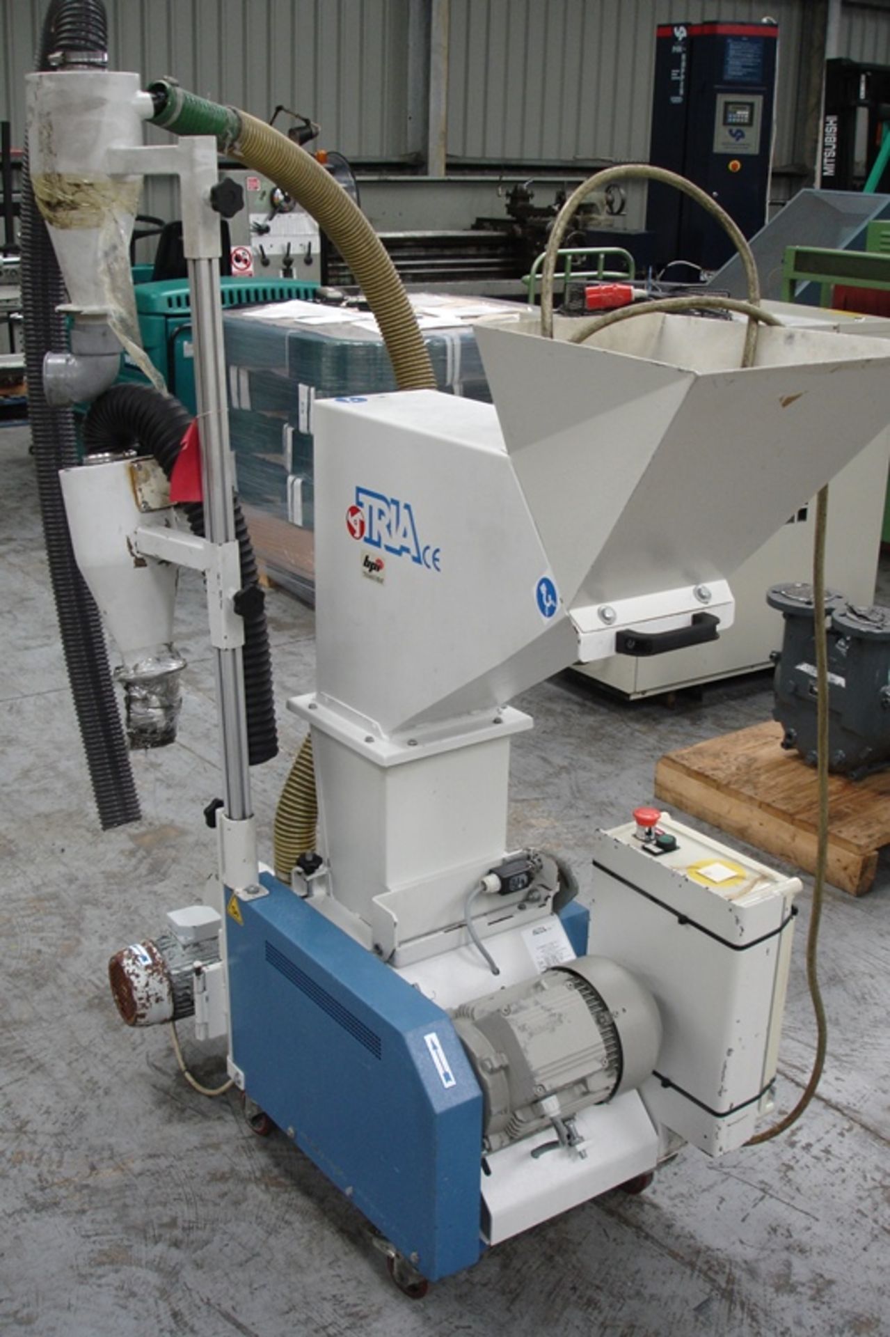 Tria Mobile Plastics Granulator - Image 2 of 3