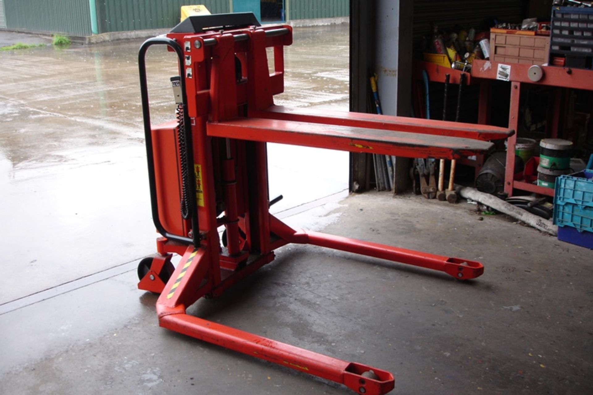 Logitrans Electric High Lift Pallet Mover - Image 4 of 4