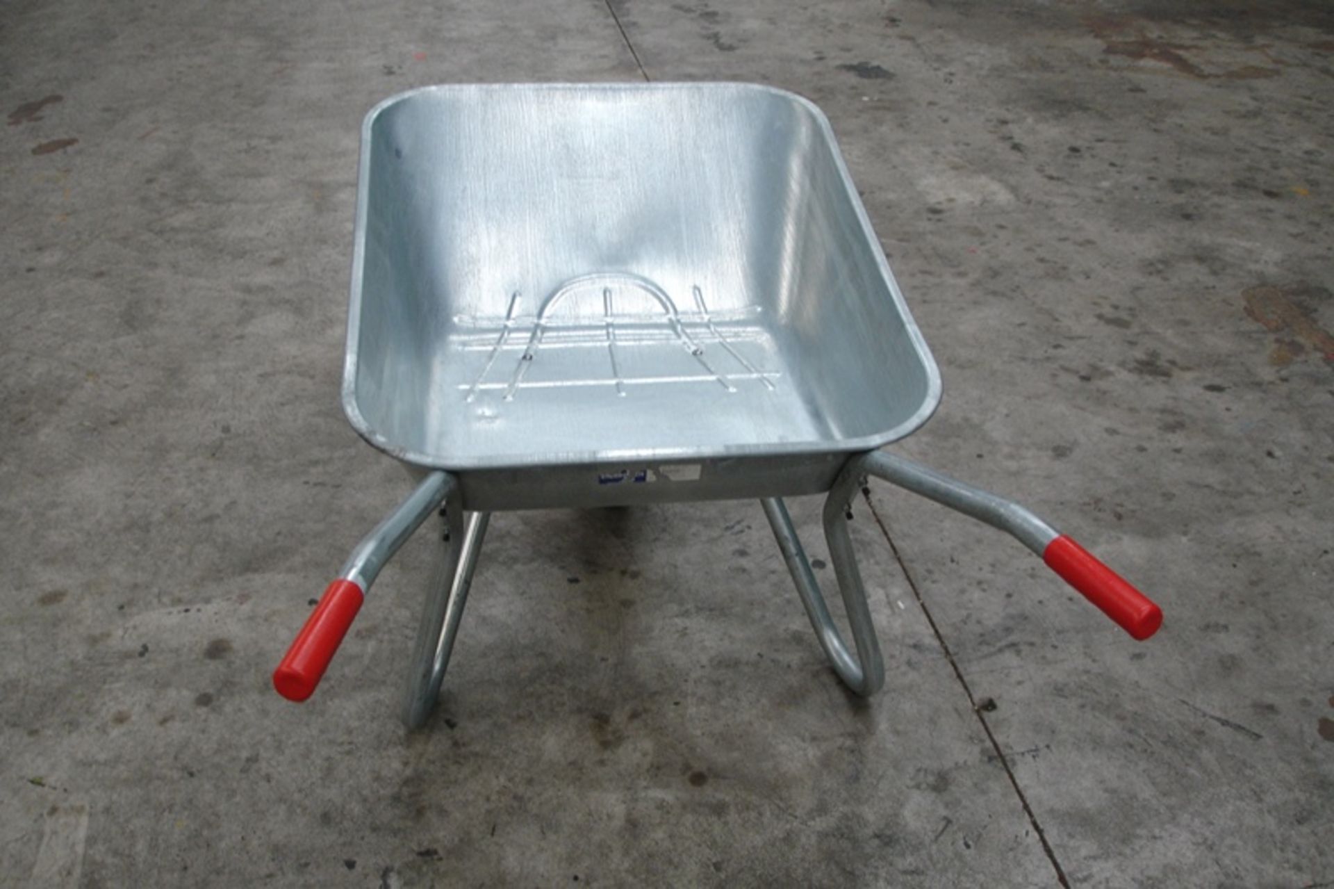 Unused Garden Wheelbarrow - Image 2 of 3