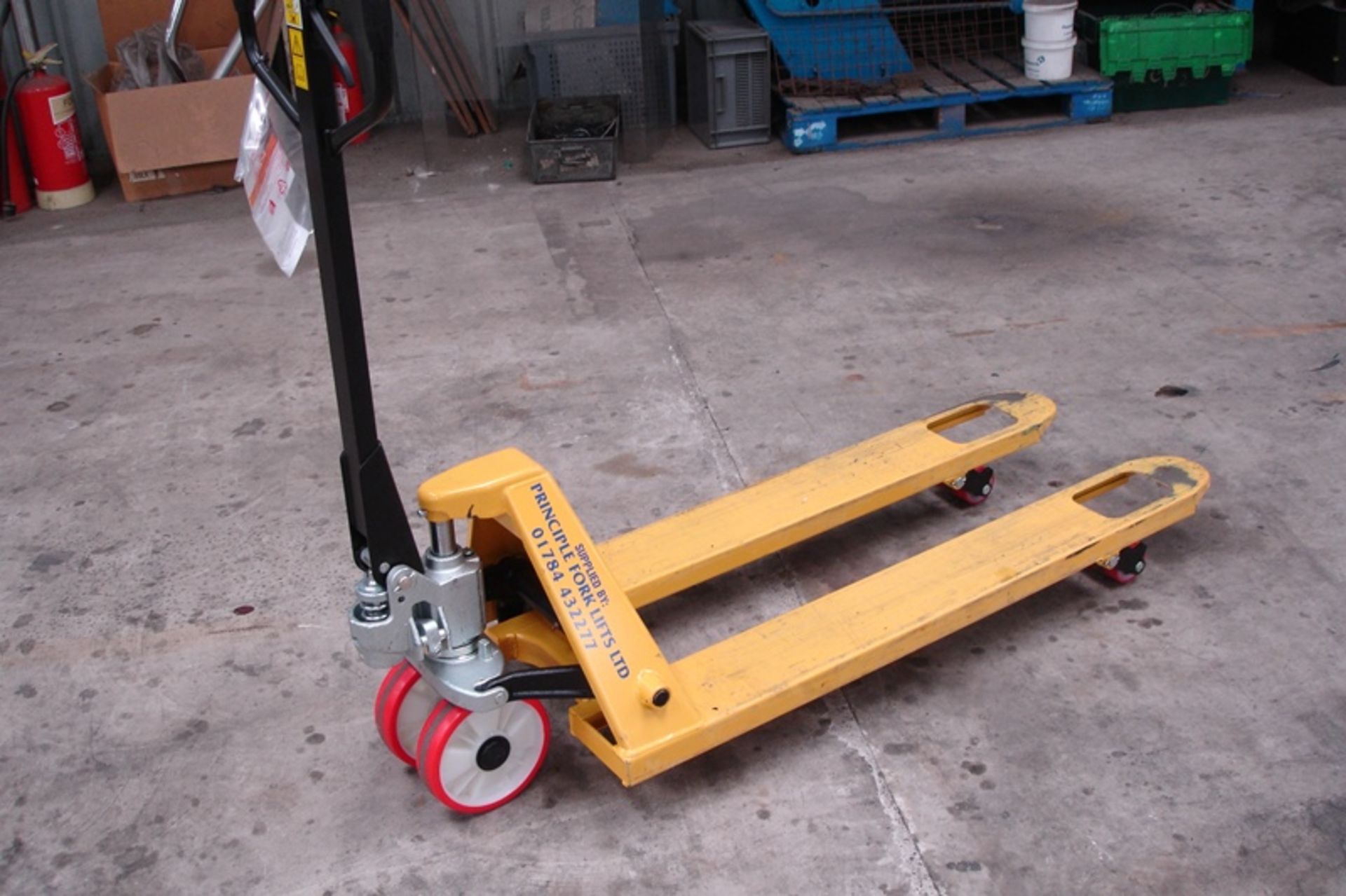 Total Lifter 2.5 ton Pallet Mover
