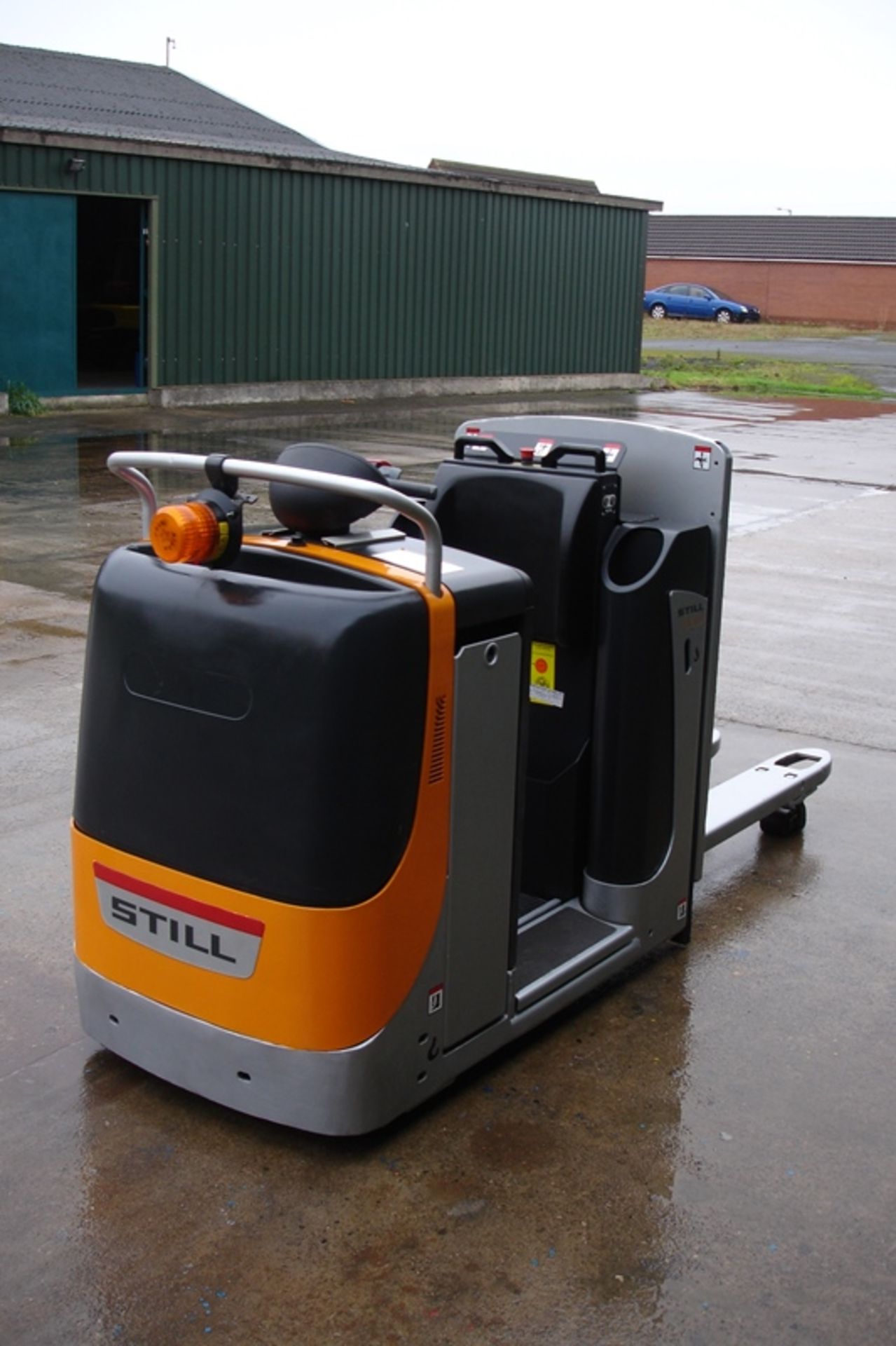 Still Electric ride on Pallet Truck - Image 3 of 10