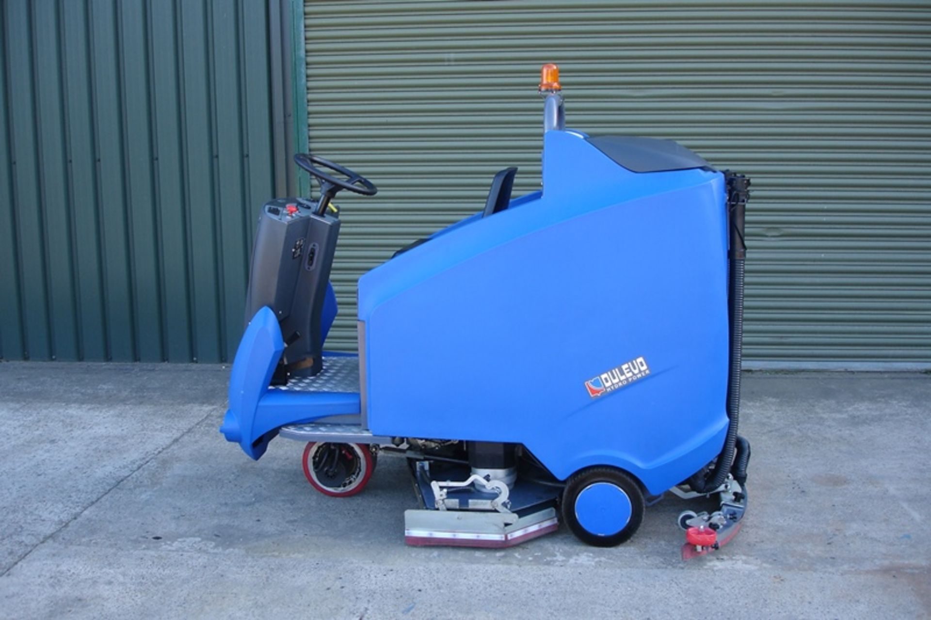 Dulevo Electric Ride On Scrubber/Sweeper