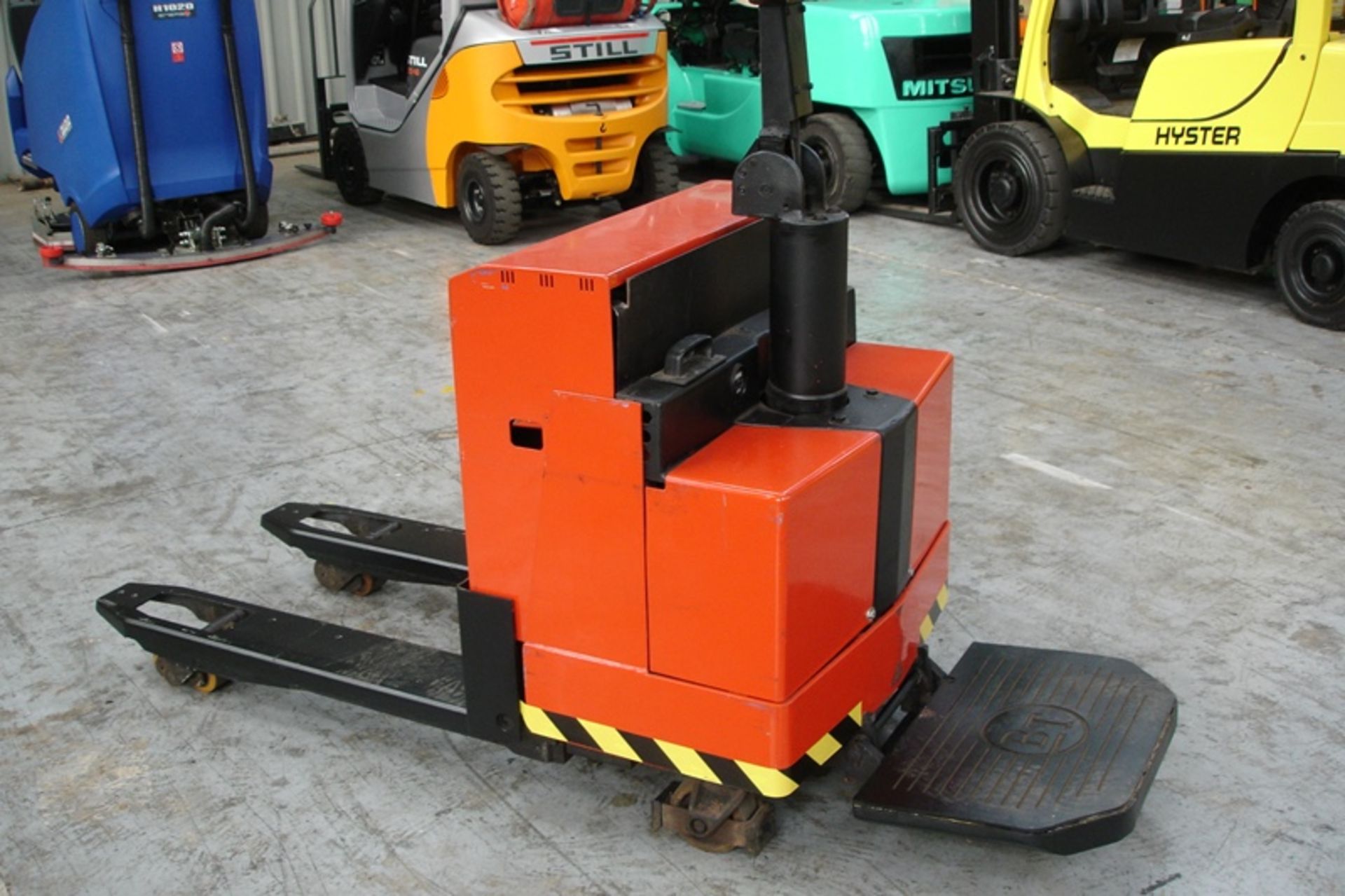 BT Electric ride on Pallet Mover