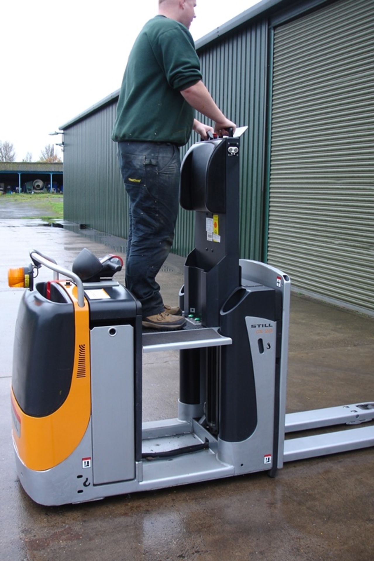 Still Electric ride on Pallet Truck - Image 9 of 10