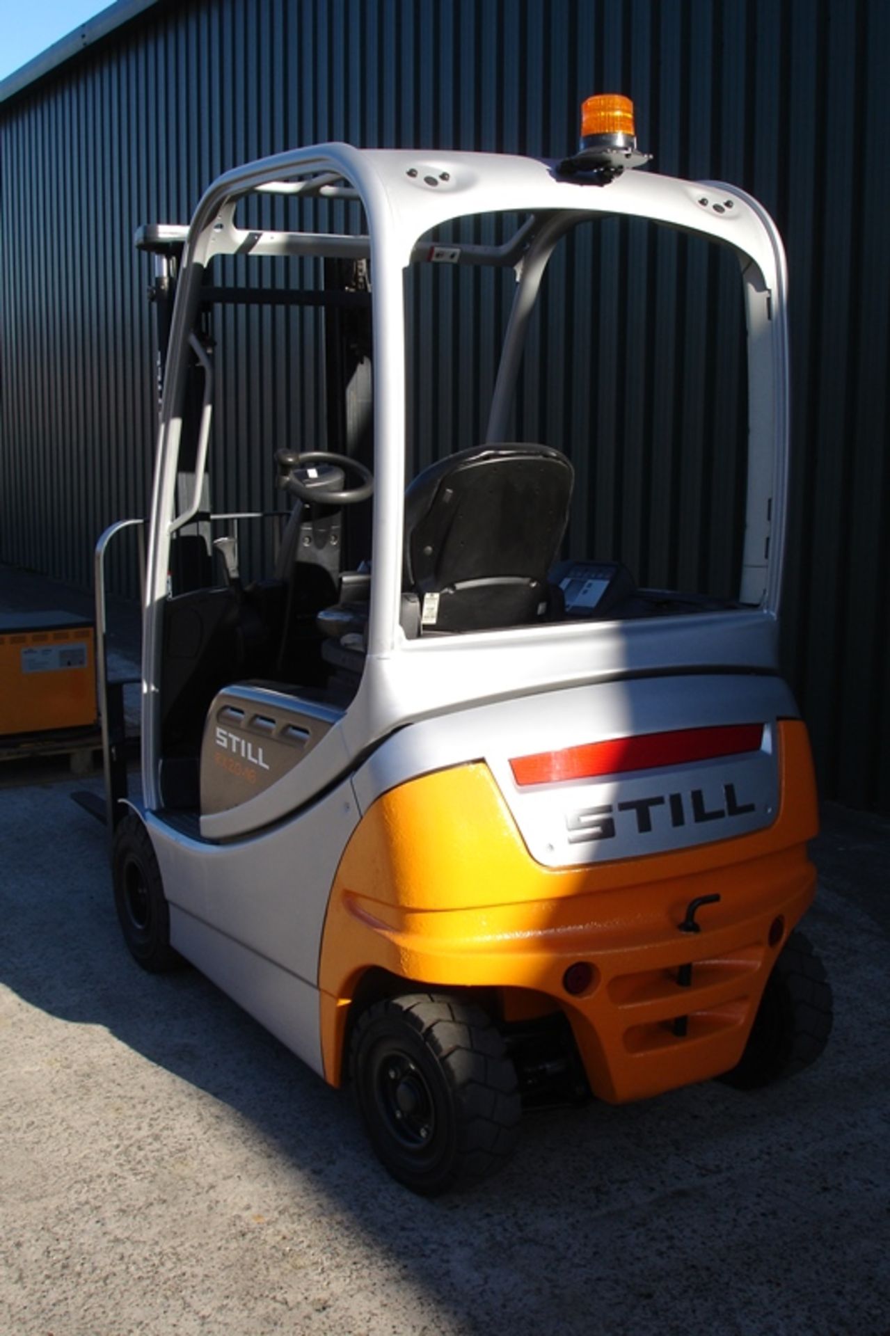 Still 1.6 ton Forklift - Image 2 of 9