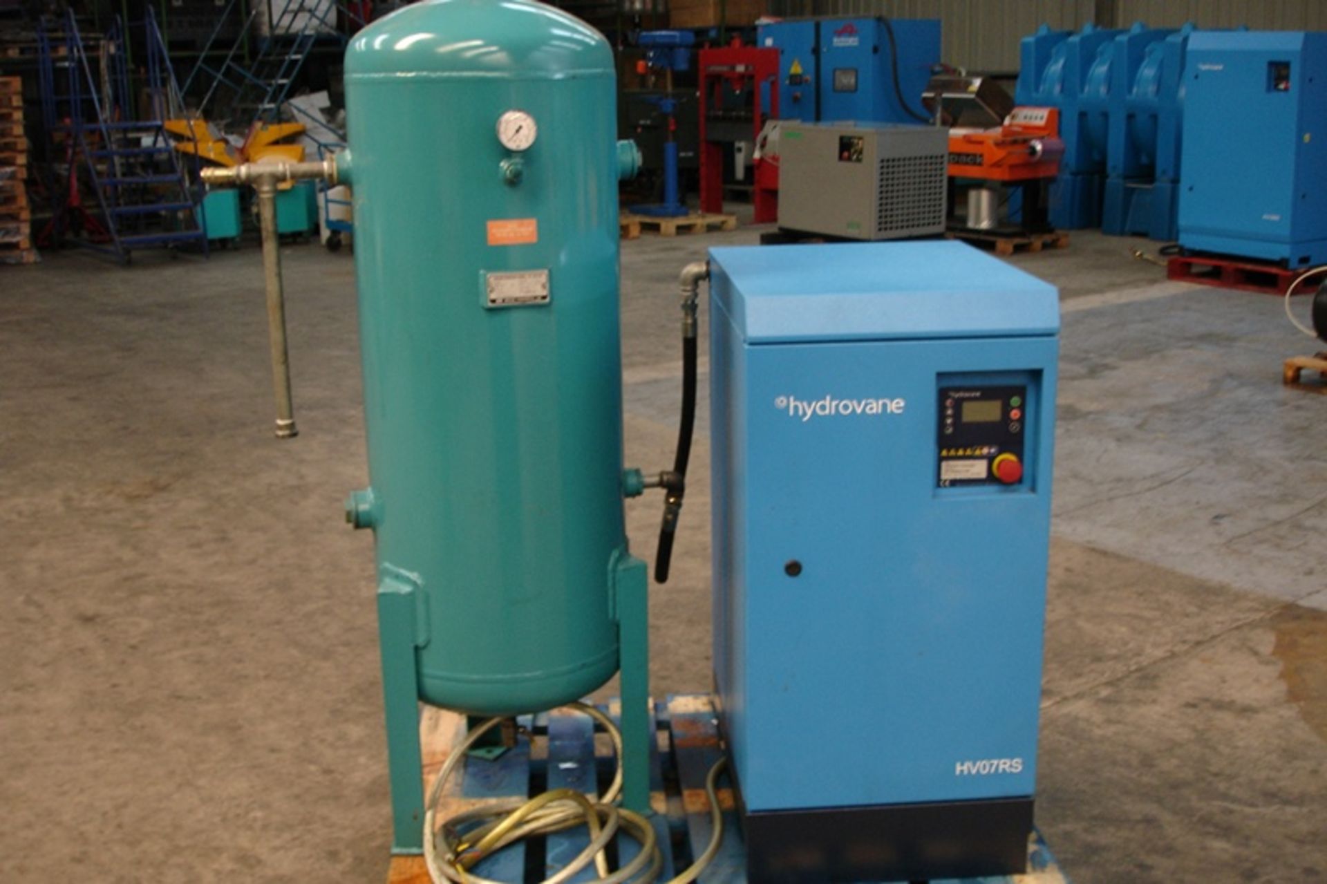 Hydrovane HV07RS Compressor & Tank