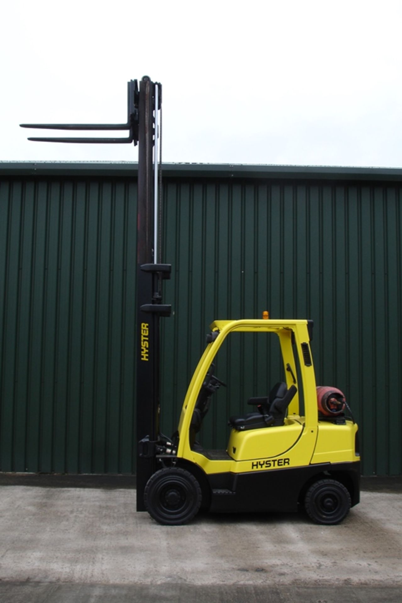 Hyster 2.5 ton forklift - Image 9 of 9