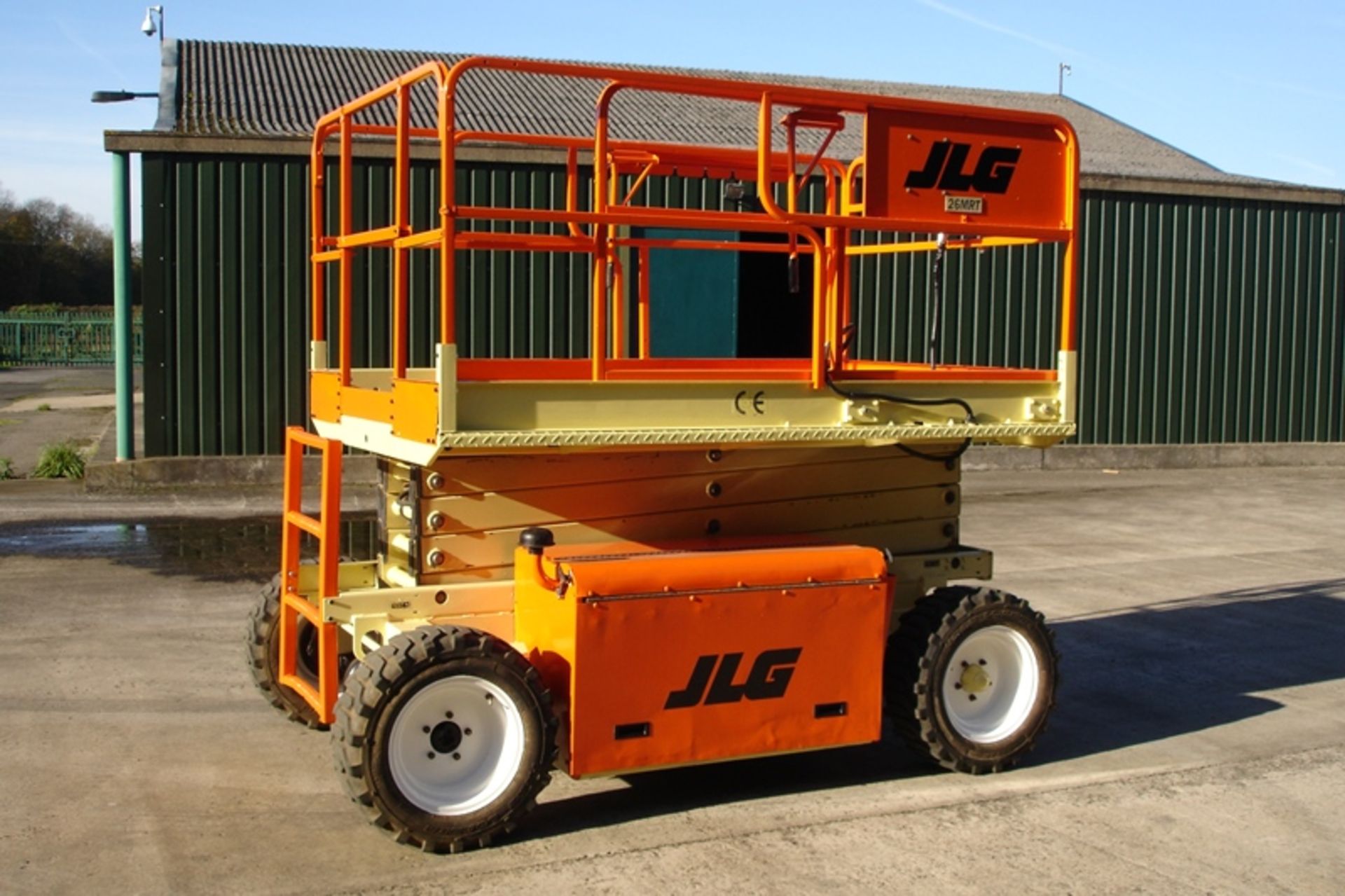 JLG Scissor Lift Rough terrain ( Diesel ) - Image 3 of 9