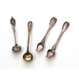 Two antique 19th Century French Silver salt spoons of shovel form with fiddle / oar and thread