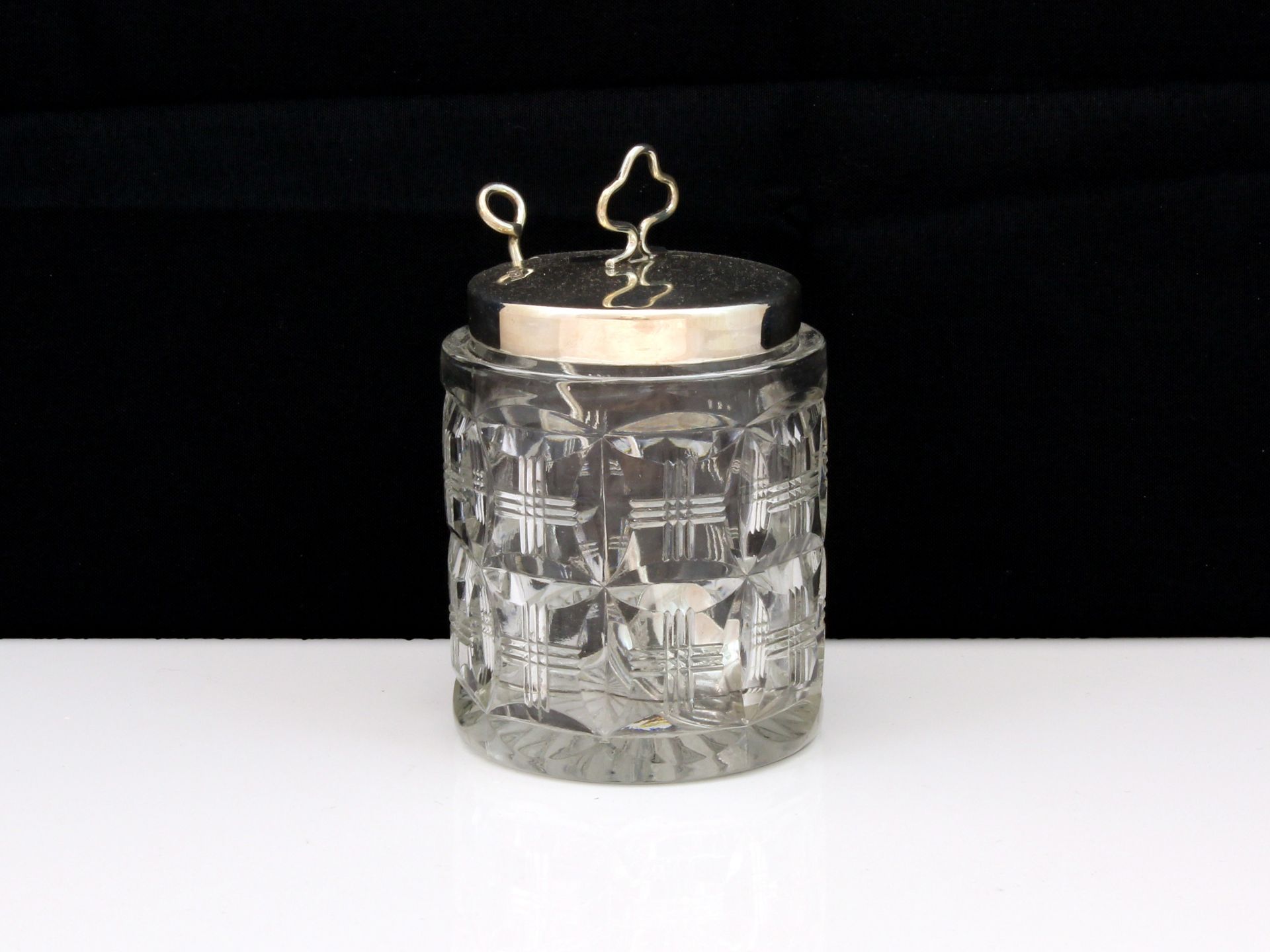 An antique George V Sterling Silver jam pot and spoon by Richard Richardson, Sheffield 1921. The