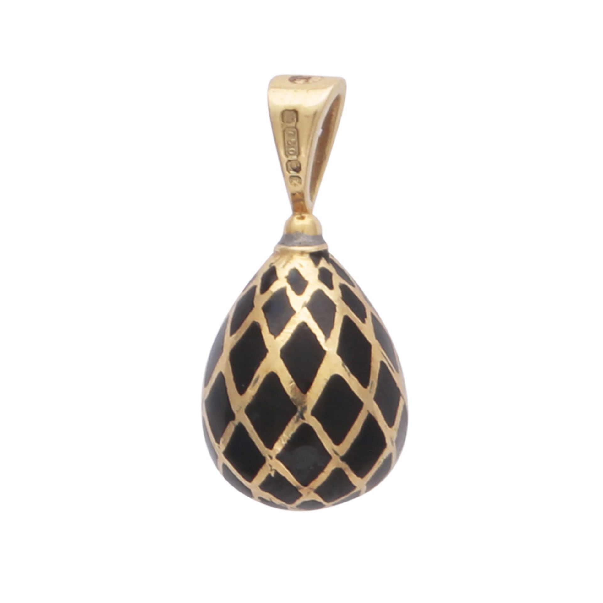 SARAH FABERGE - A contemporary enamelled egg pendant in 18ct yellow gold by Sarah Faberge,