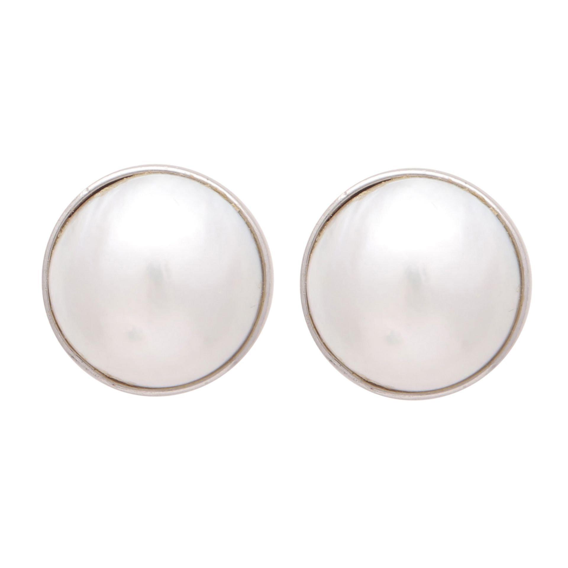 A pair of mabe pearl stud earrings set in 14ct white gold, each designed as a single, round mabe