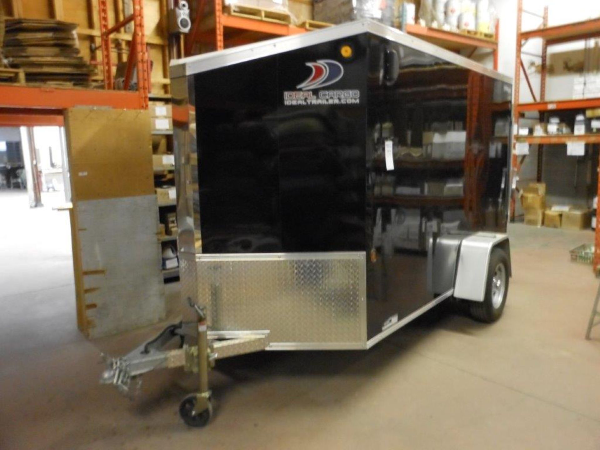 2016 IDEAL CARGO CLOSED TRAILER, 10 FT, SINGLE AXLES, MOD: 7DVAV6, REAR DOOR TRAP, ACCESS RAMP,