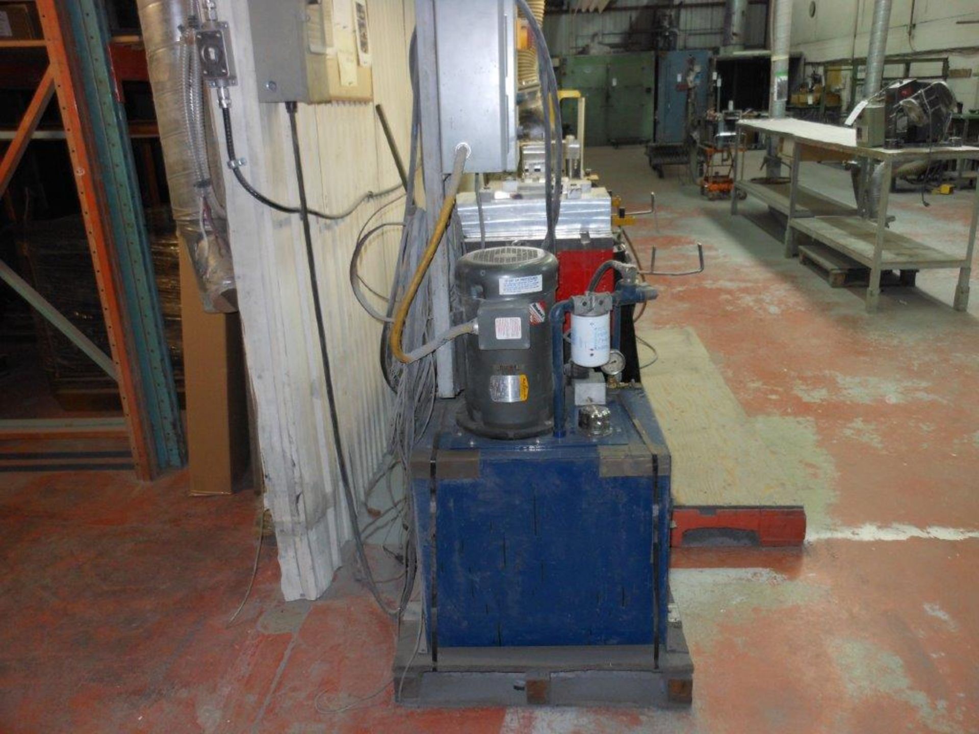 BROACHING MACHINE, C/W HYDRAULIC CONTROLS, RESERVOIR, DIES, ETC 600 VOLTS/ 30 AMPS. - Image 4 of 4