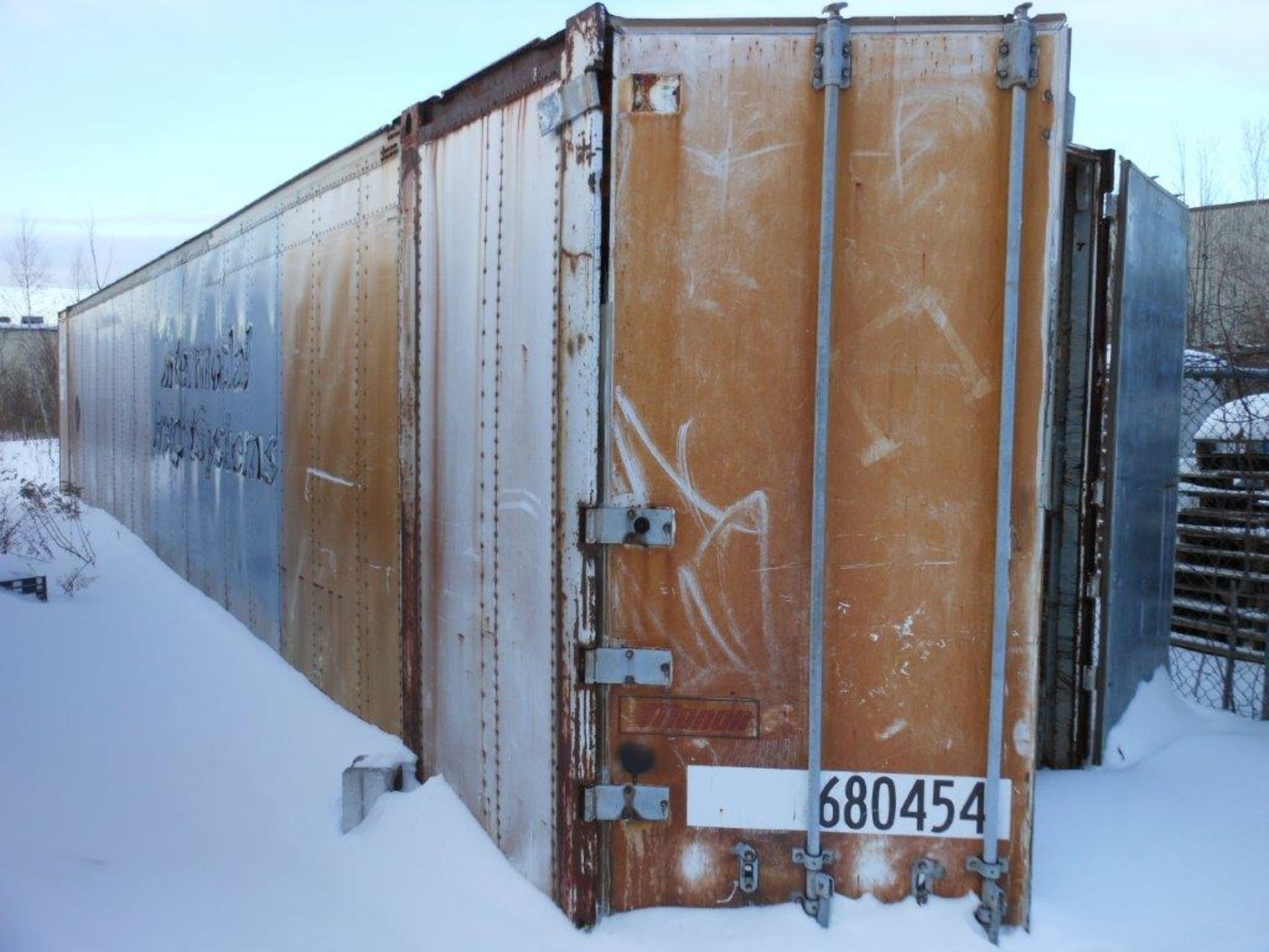 M OHAN 40' CONTAINER, CAP: 10'000 LBS, 9' 6'' H, ID# 680454