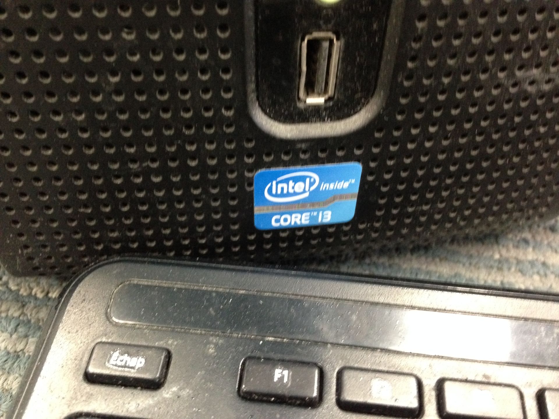 INTEL INSIDE CORE I3 WITH SCREEN KEYBOARD MOUSE - Image 4 of 4