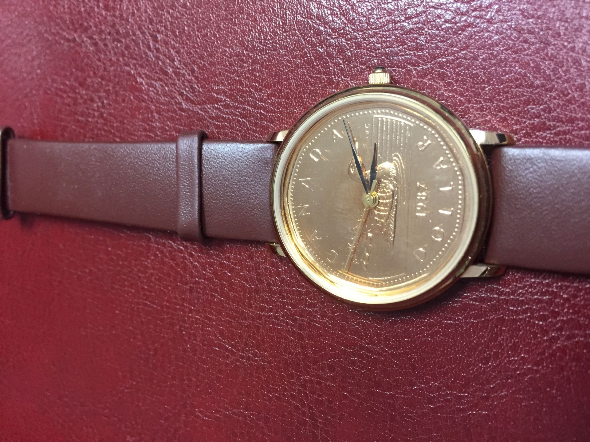 1 $ CANDIAN WATCH - Image 3 of 3