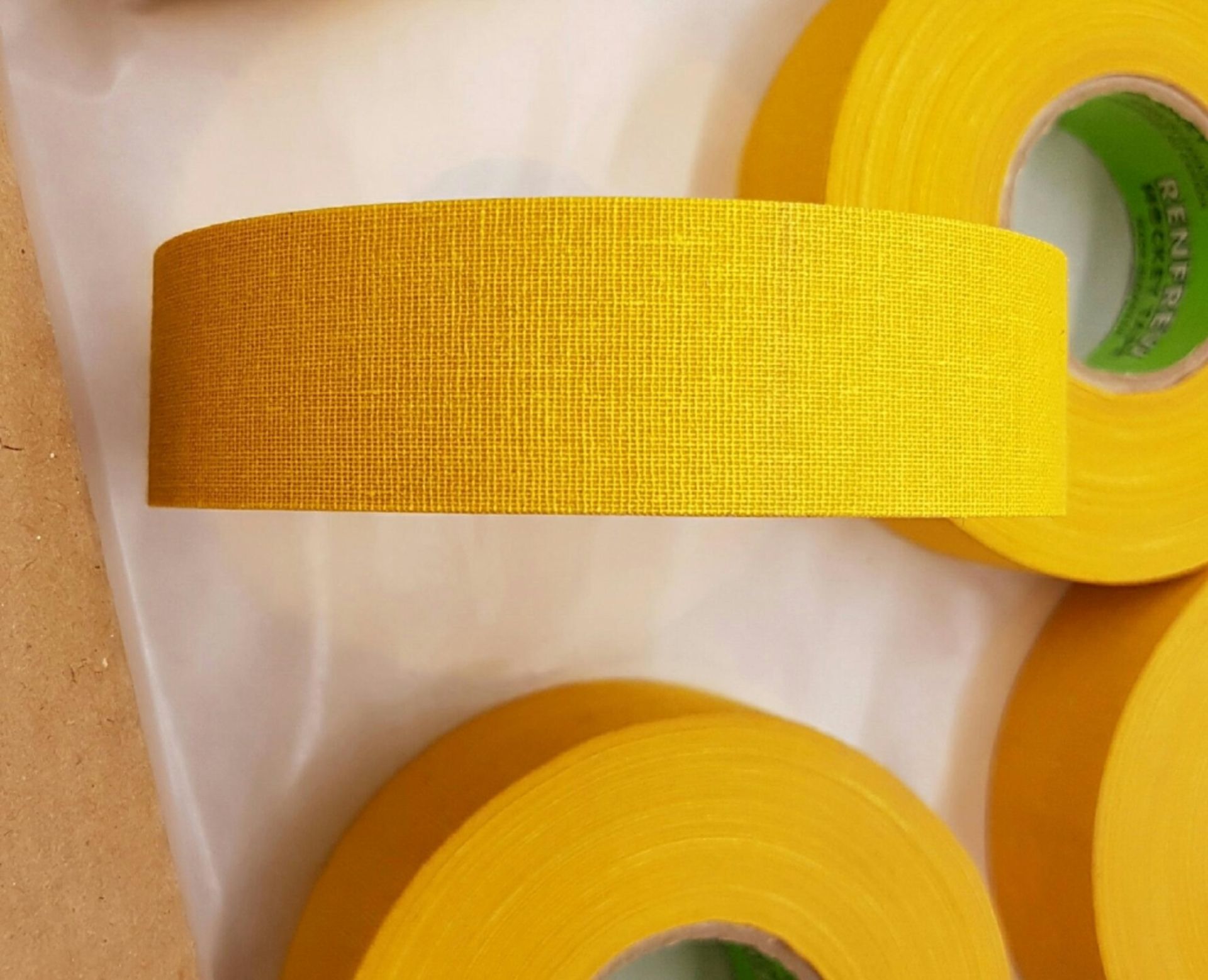 HOCKEY TAPE YELLOW - Image 2 of 2