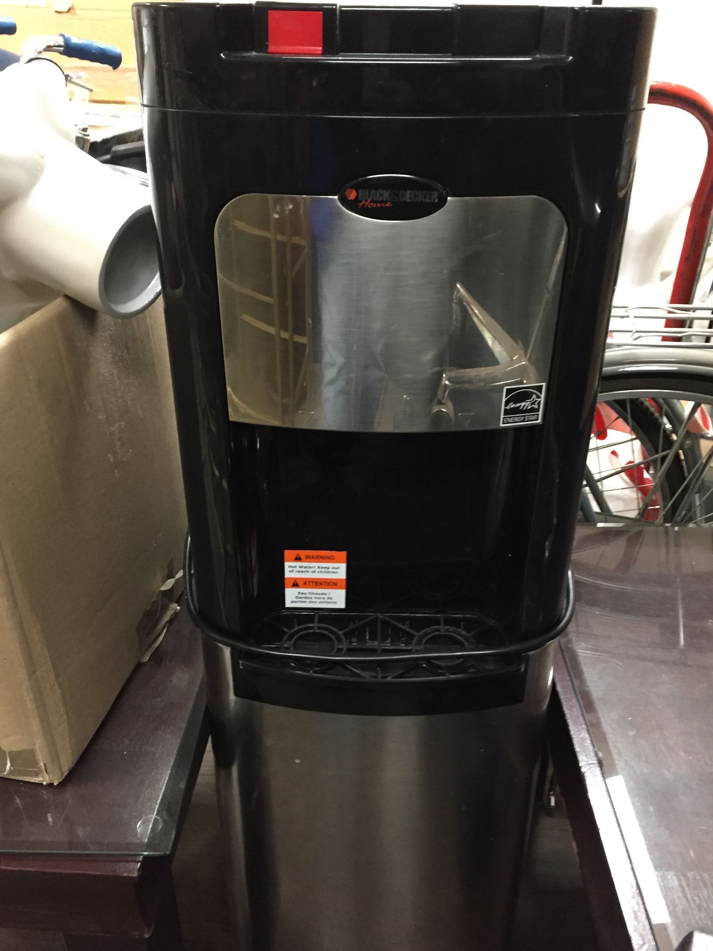 BLACK DECKER WATER DISPENSER