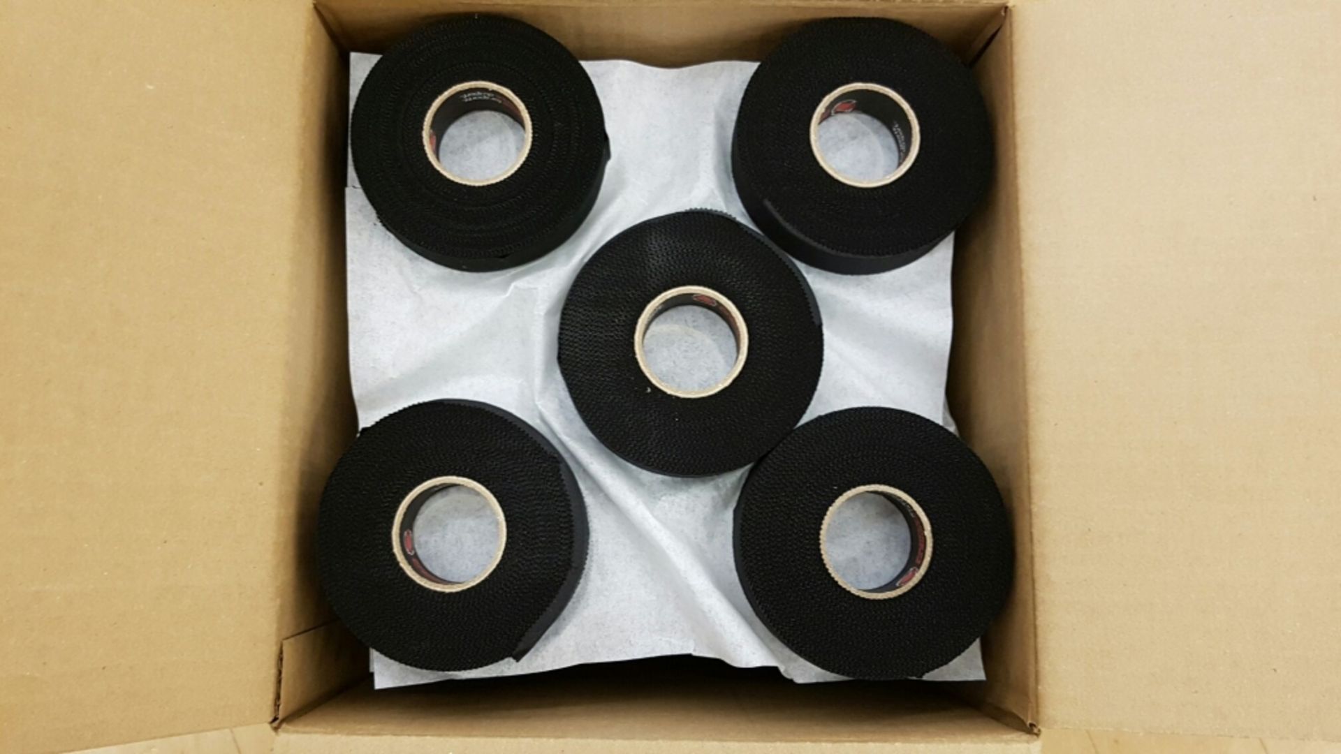 1 BOXE OF 60 BLACK HOCKEY STICKS TAPE