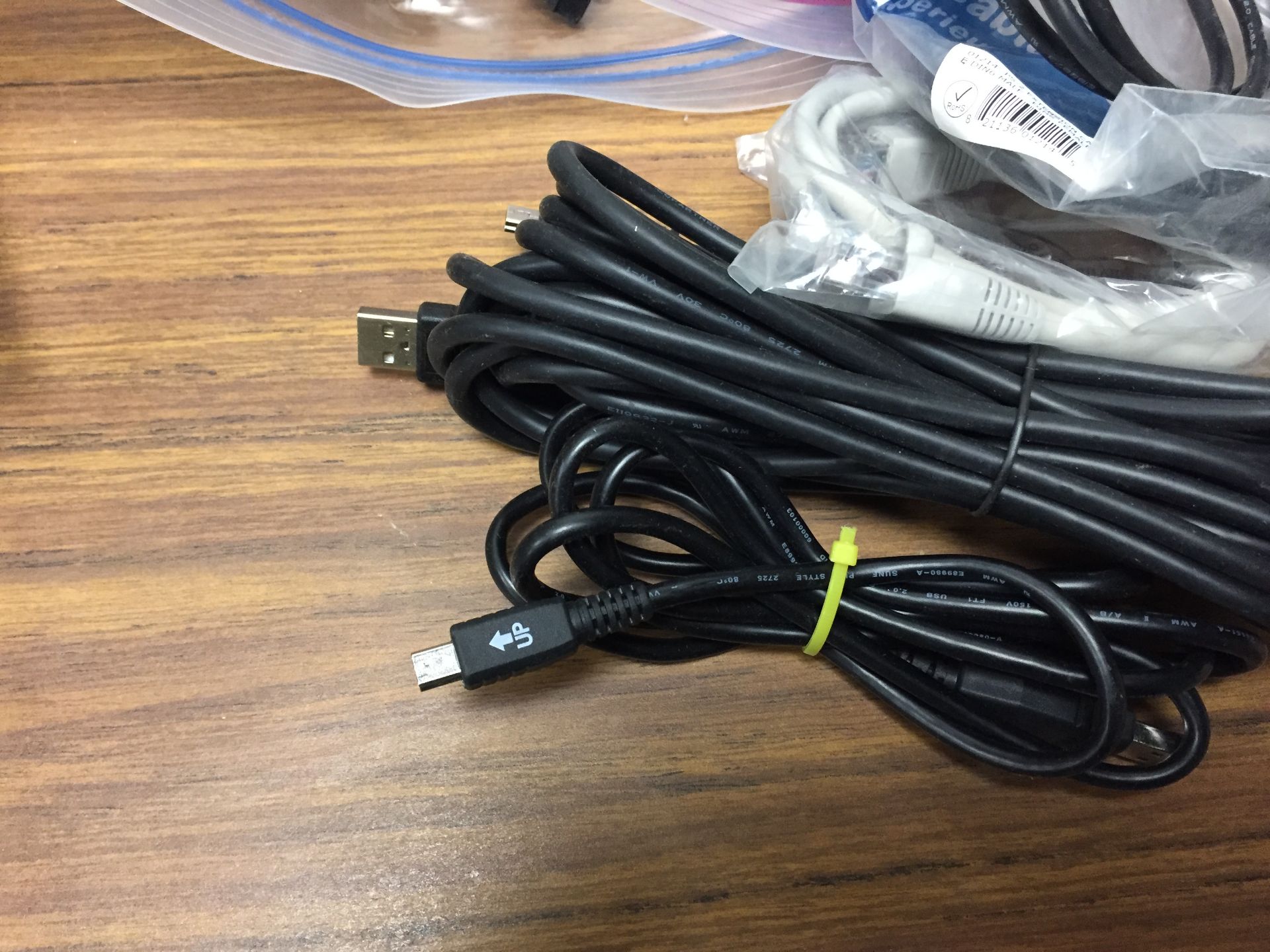 MIX ELECTRONIC WIRE USB - Image 2 of 6