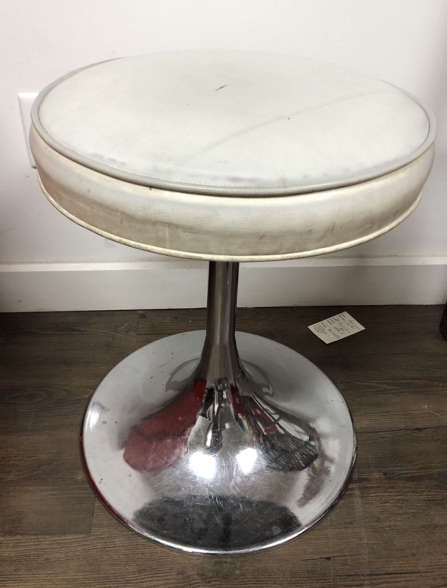 SMALL WHITE AND SILVER STOOL