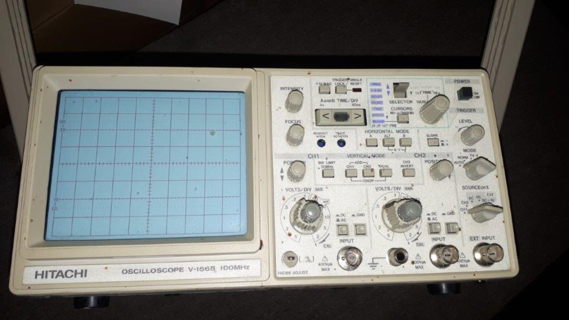 HITACHI OSCILLOSCOPE, mod: V-1565 - Image 2 of 3