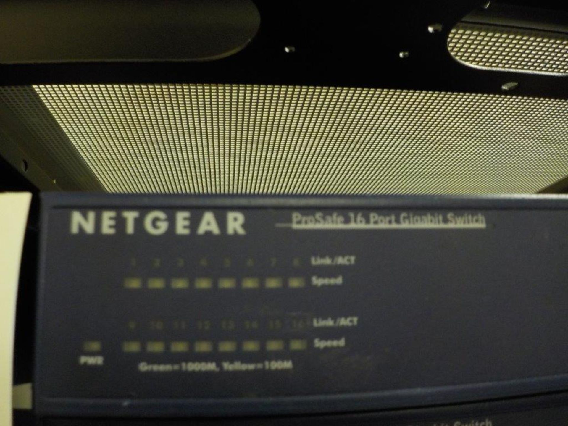 NETGEAR JGS516 SWITCH - Image 2 of 2