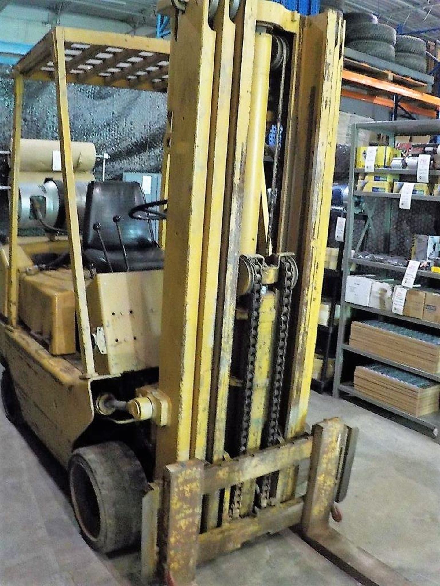 TCM FORKLIFT MODEL: FCG20N5, 5,119 HRS, LOAD: 3400 LBS. - Image 9 of 10