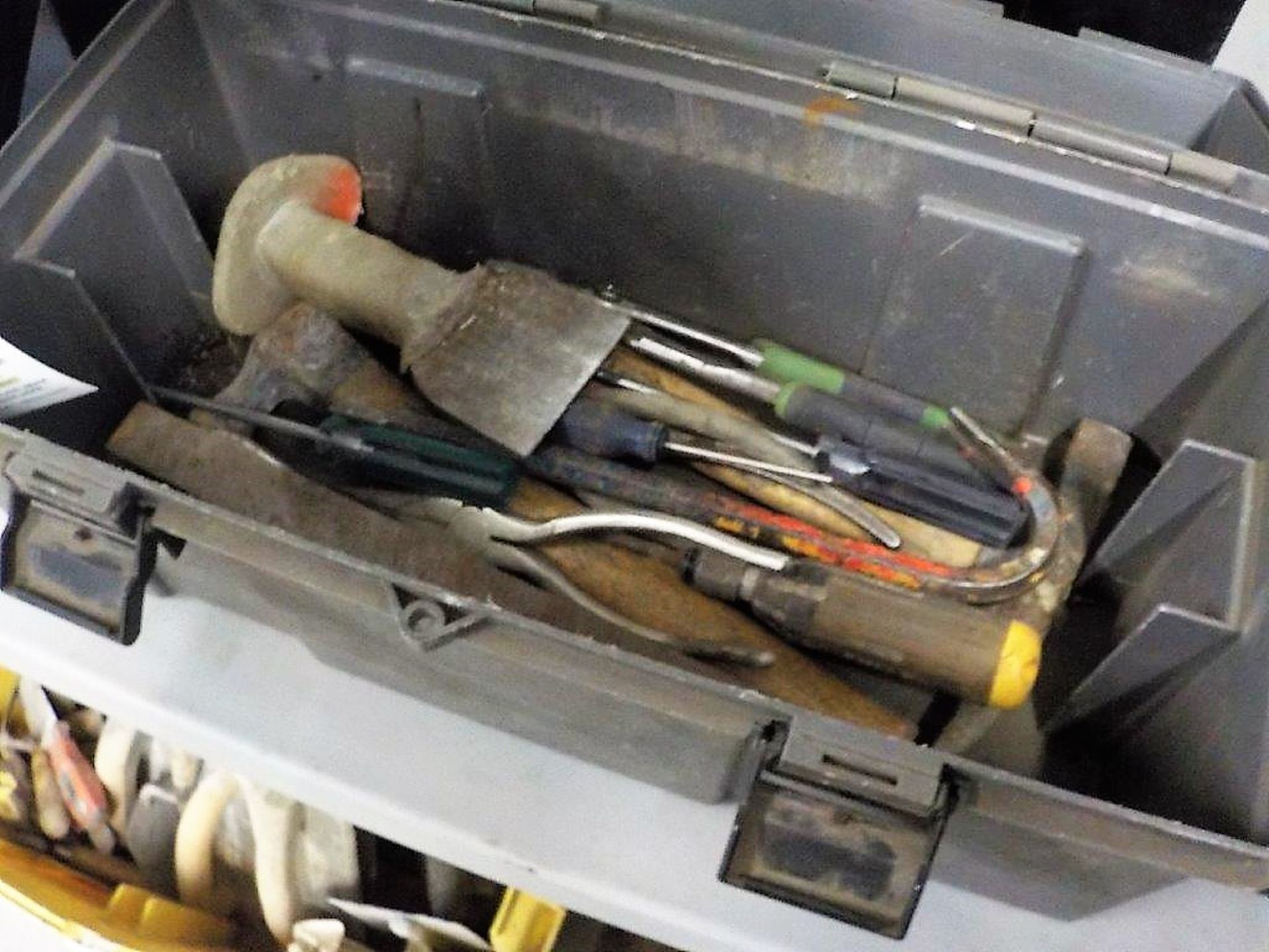 TOOLBOX W/ASSORTED TOOLS - Image 2 of 2