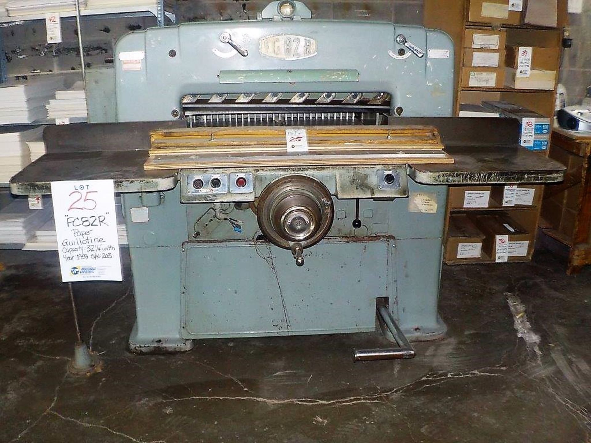 "FC82R" Paper Guillotine, Width: 34 ½"