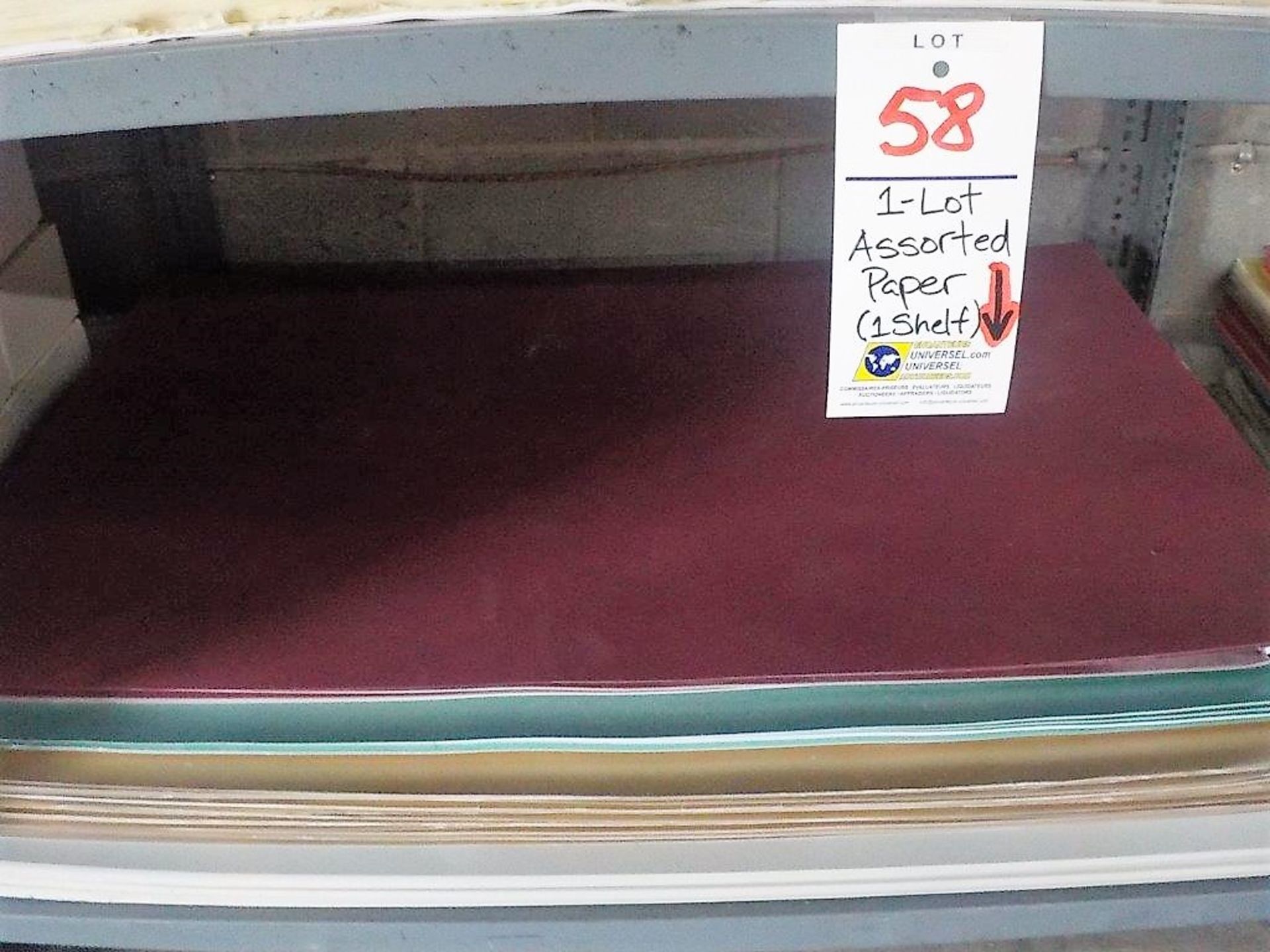 LOT: Assorted Paper ( 1 shelf )