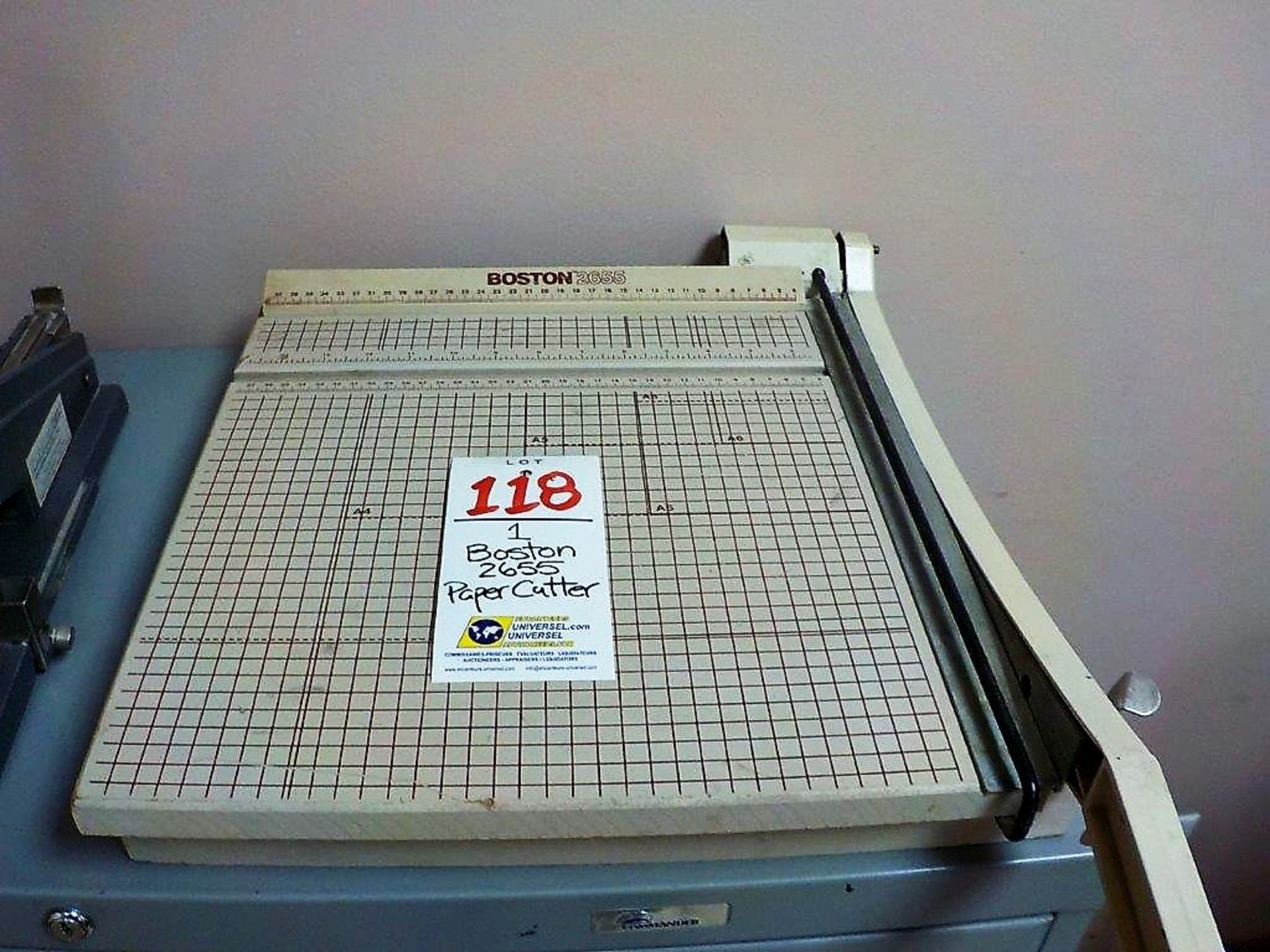 Boston 2655 Paper Cutter