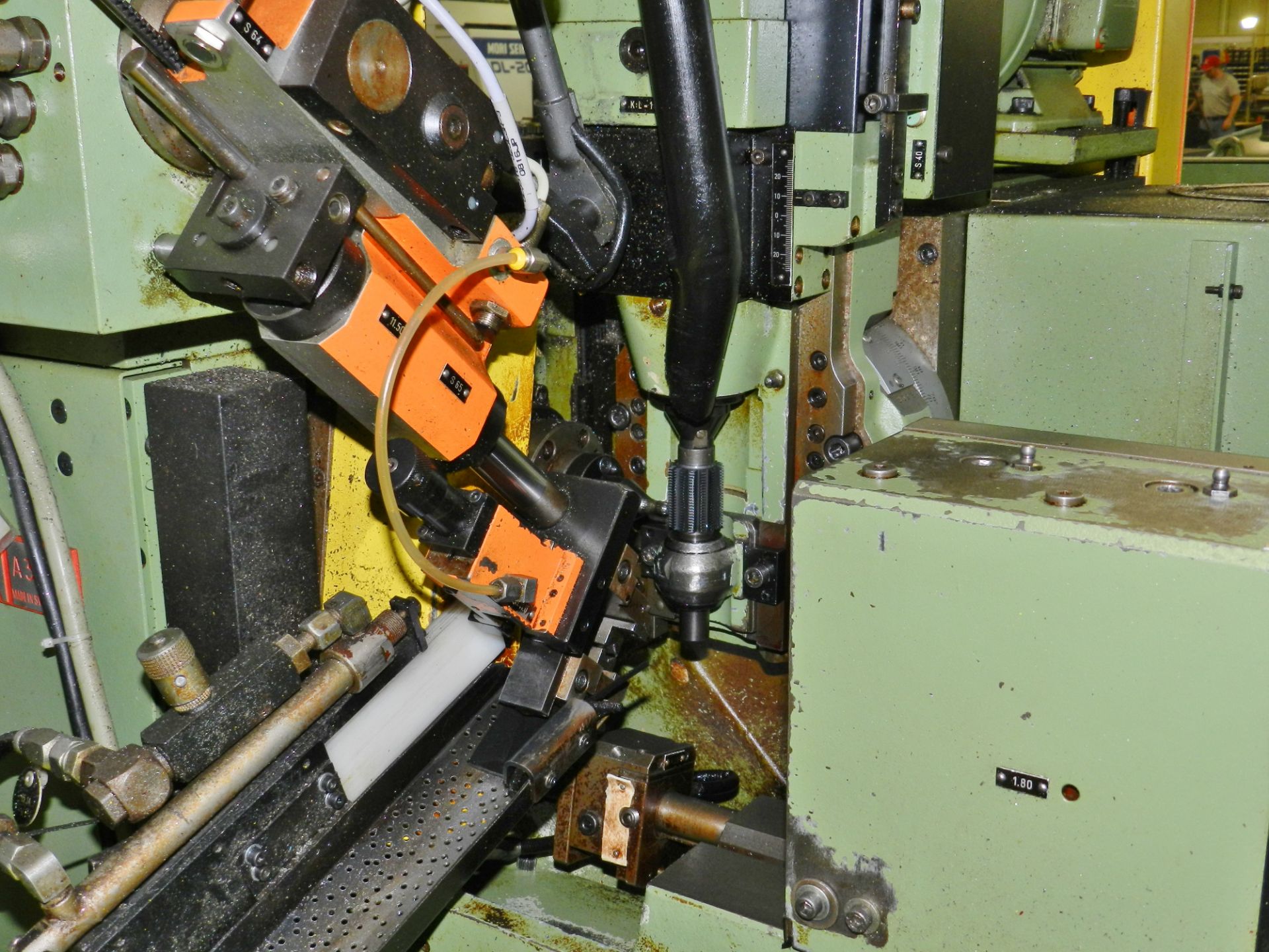 Mikron A33/2 Gear Hobbing Machine - Image 4 of 6