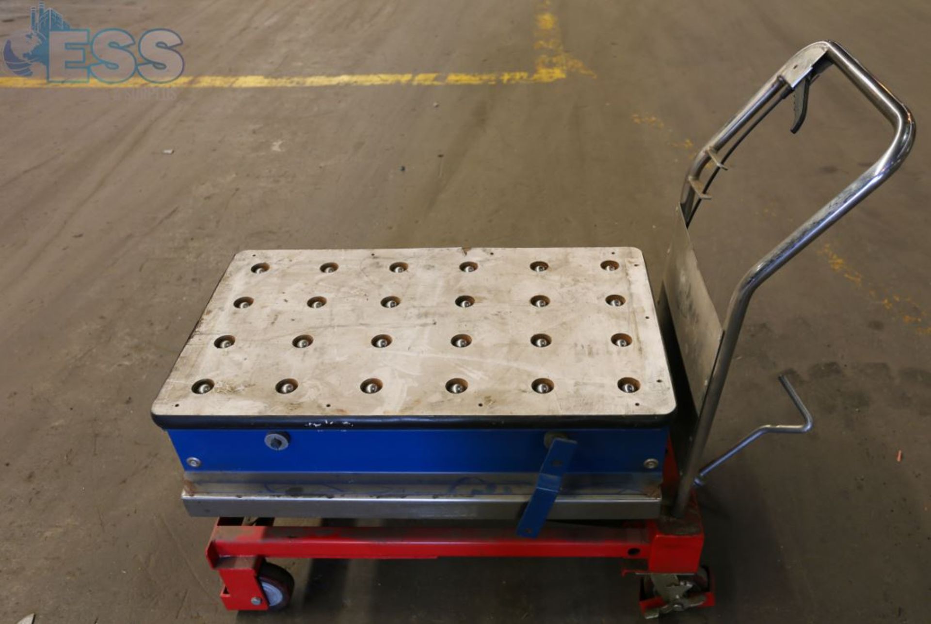 Vestil Cart-750-TS Hydraulic Elevating Cart w/Ball Transfer Table