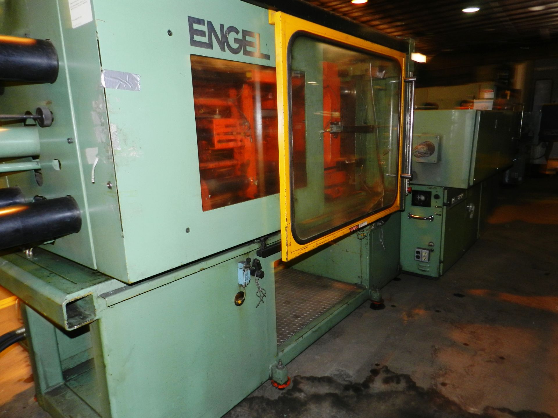 Engel 137.5 Ton Injection Molding Machine ES 125 H - Image 7 of 10