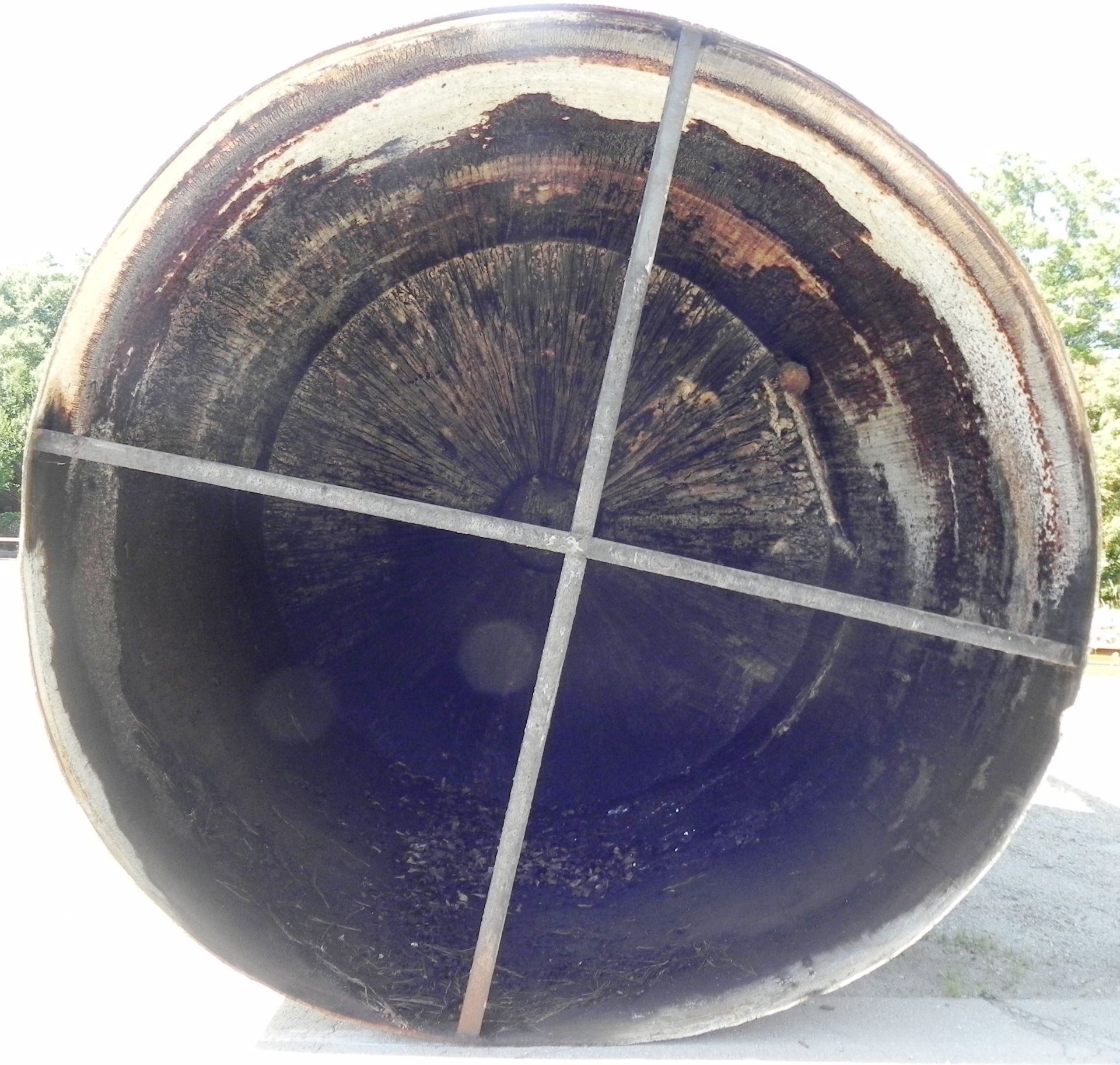 5,500 Gallon Cone Bottom Tank with Valve - Image 8 of 8