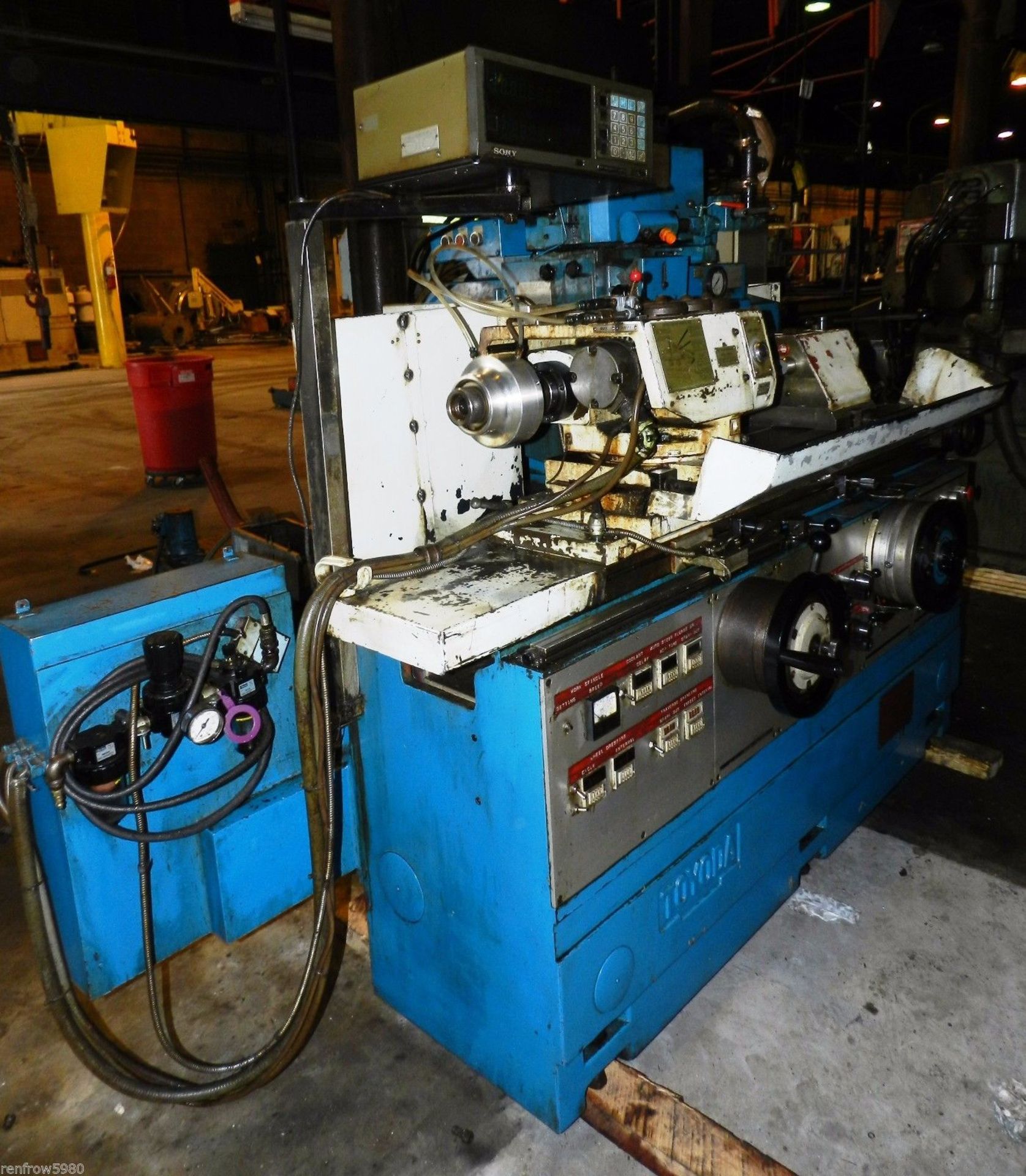 Toyoda GOP32x50 Cylindrical Grinder - Image 2 of 4