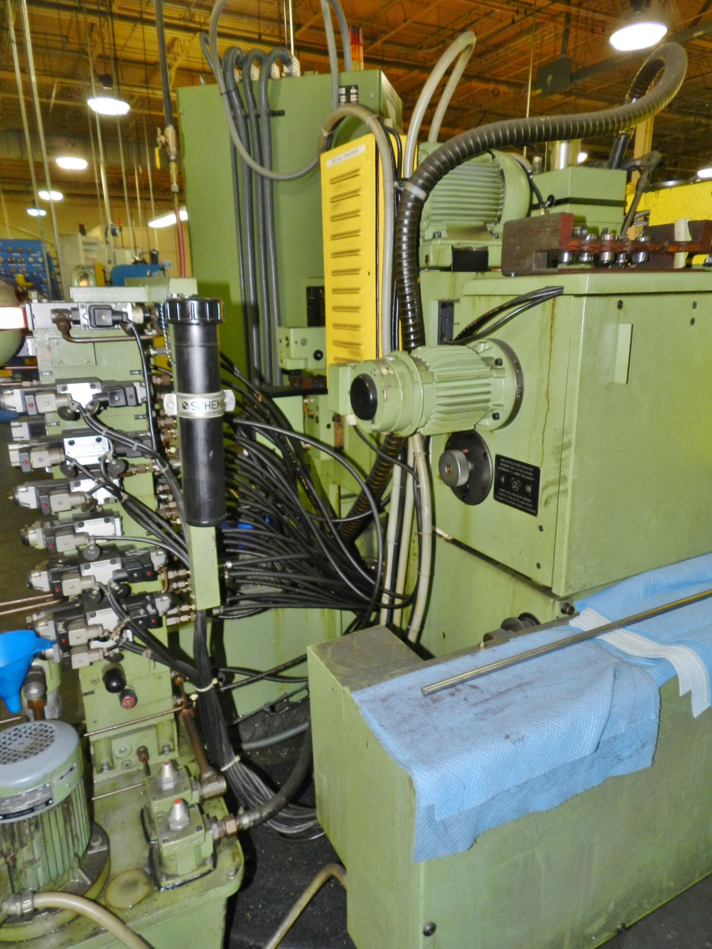 Mikron A33/2 Gear Hobbing Machine - Image 2 of 6